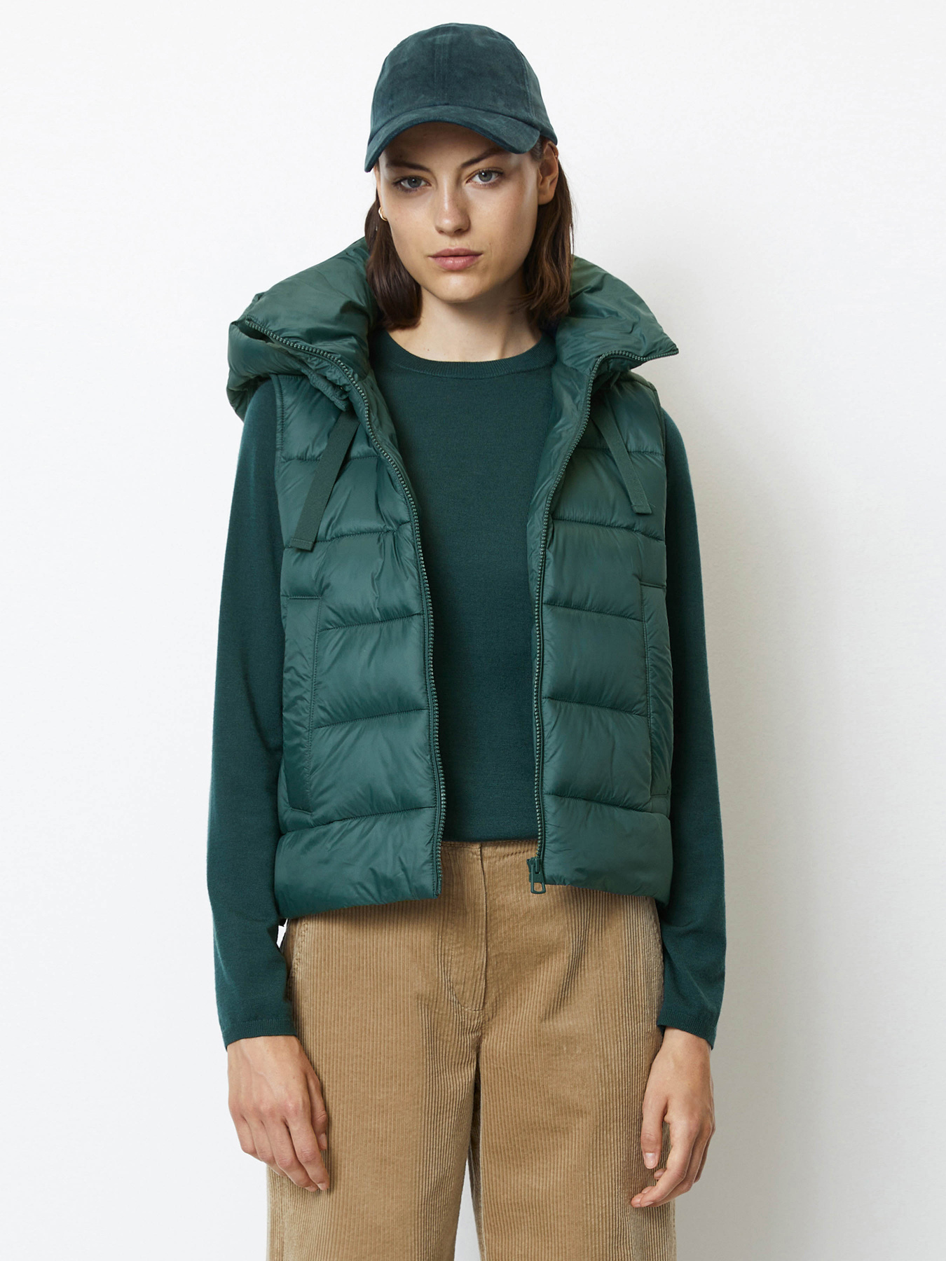 Утепленный жилет Marc O’Polo модель 308085172003-471 Утепленный жилет Marc O’Polo модель 308085172003-471 Фото