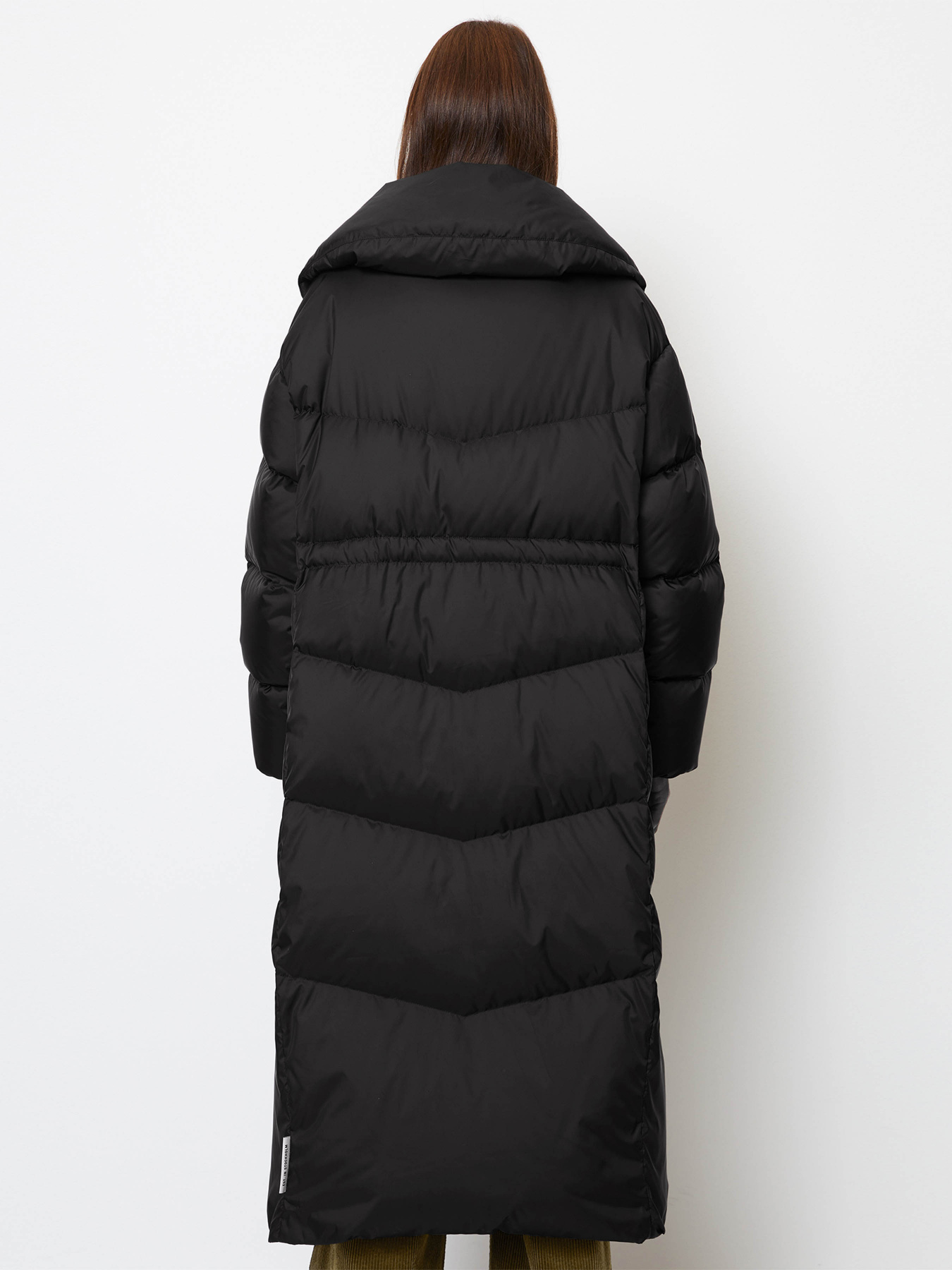 Пуховик Marc O’Polo модель 309092371087-990 Фото