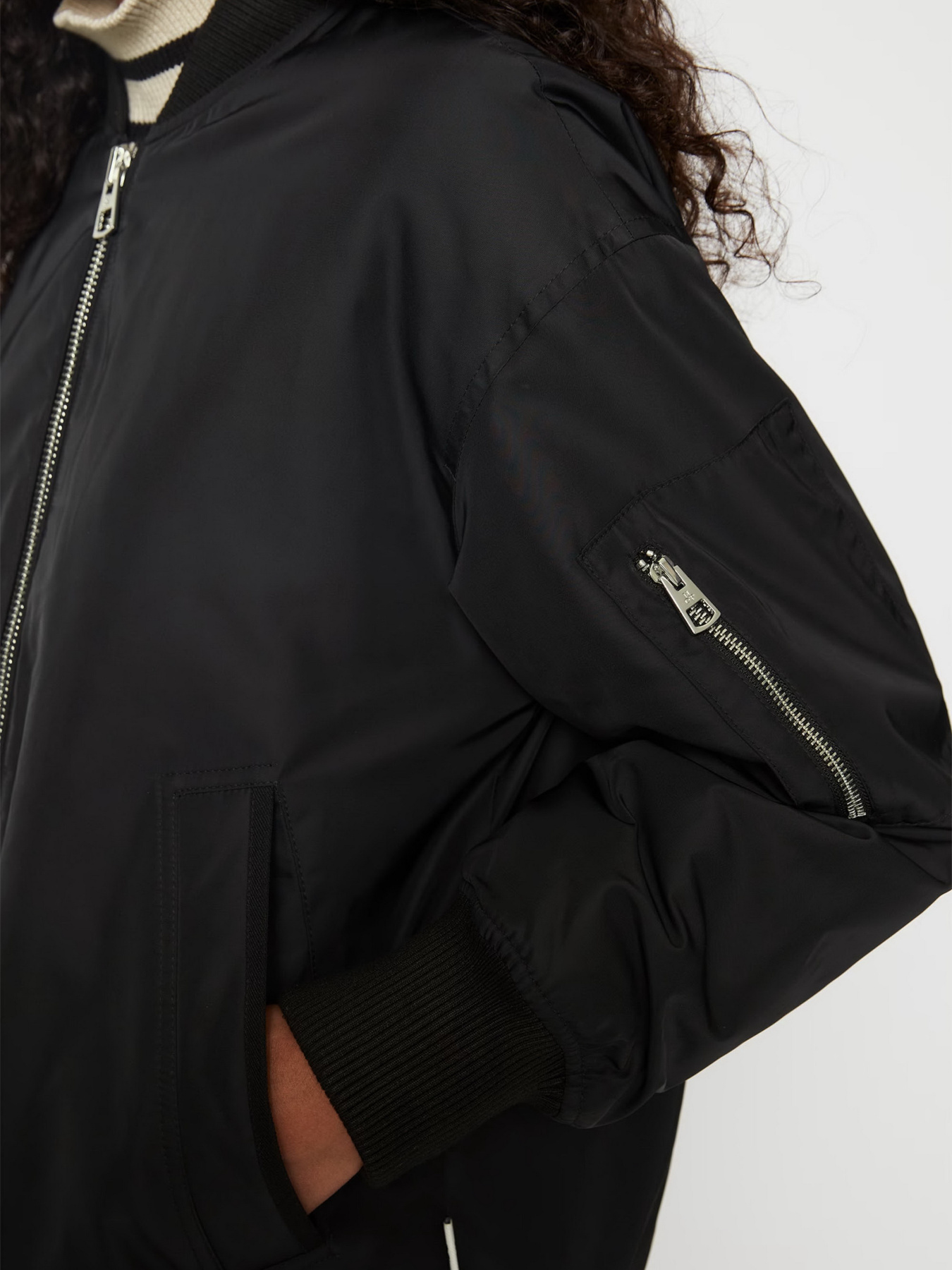 Бомбер Marc O’Polo модель 400127070021-990 Фото