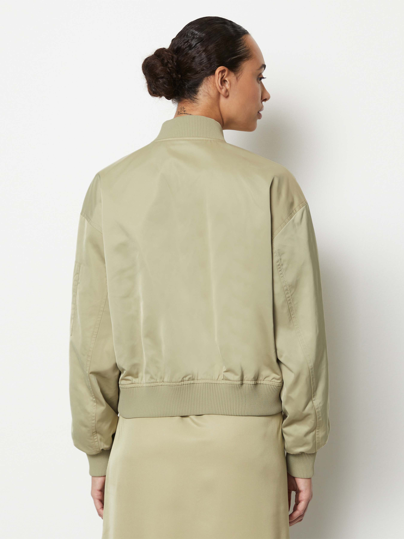 Бомбер Marc O’Polo модель 402103670085-402 Фото