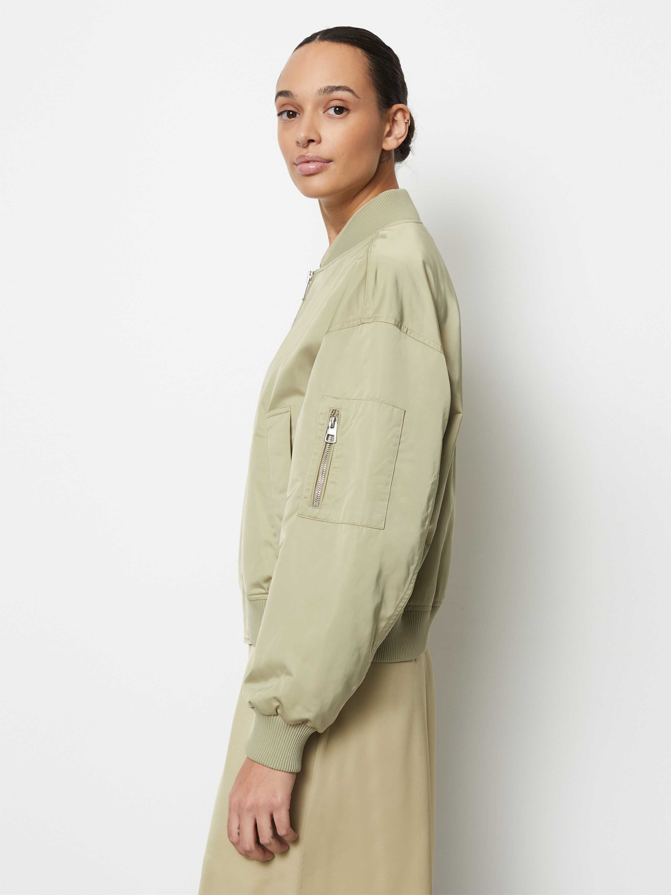 Бомбер Marc O’Polo модель 402103670085-402 Фото