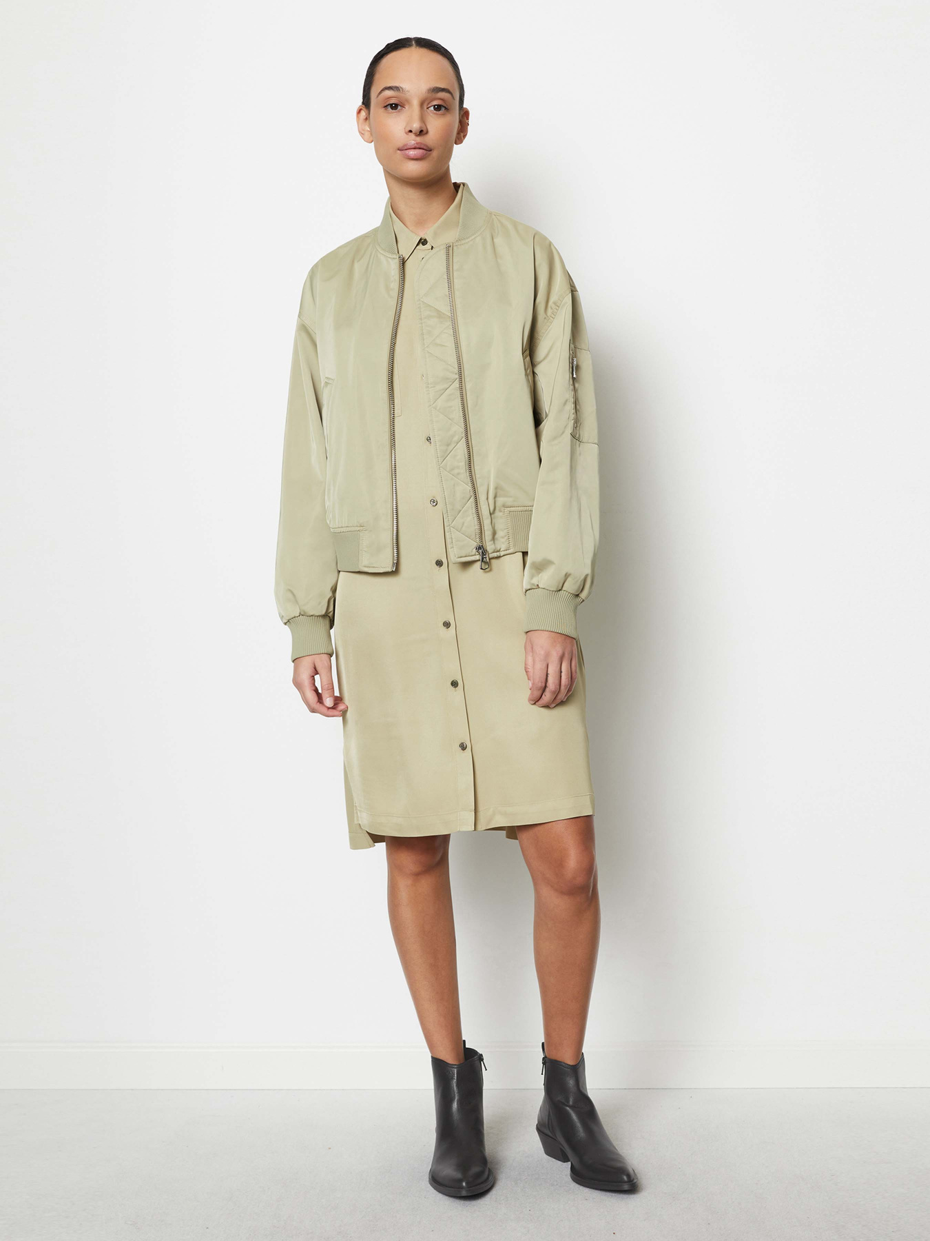 Бомбер Marc O’Polo модель 402103670085-402 Фото