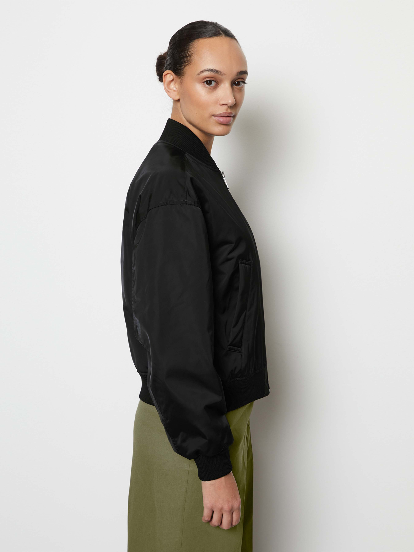 Бомбер Marc O’Polo модель 402103670085-990 Фото