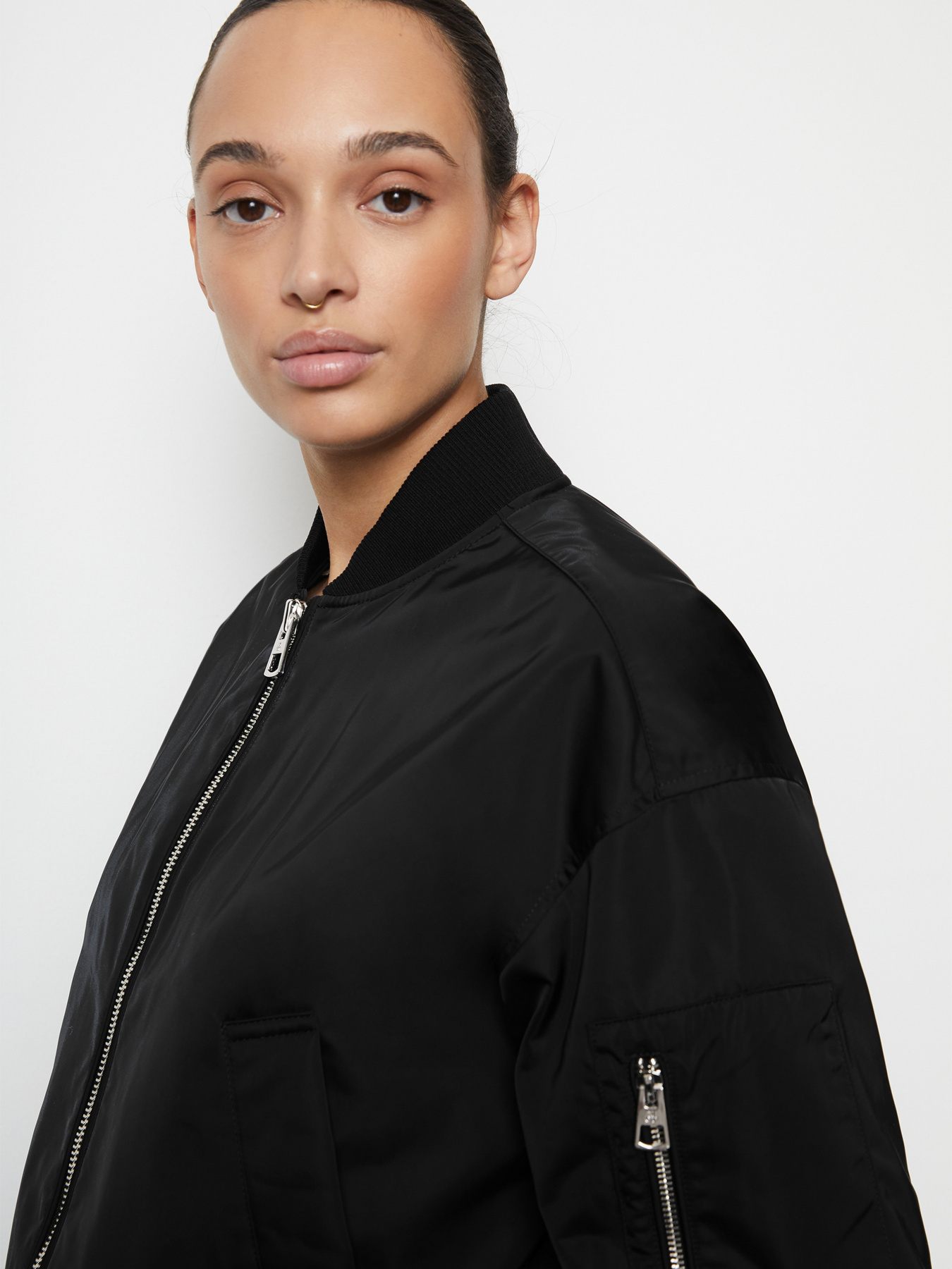 Бомбер Marc O’Polo модель 402103670085-990 Фото