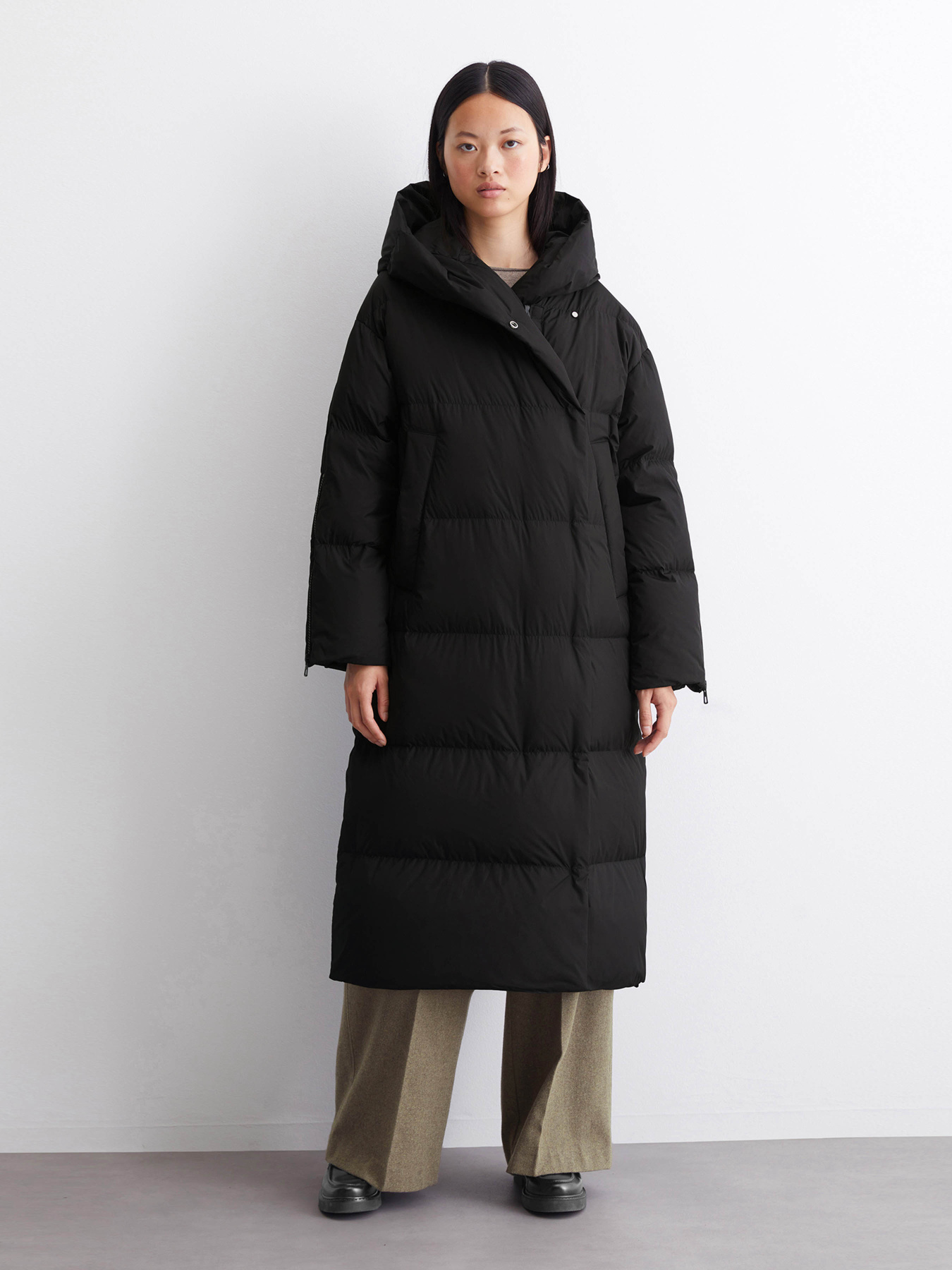 Пуховик Marc O’Polo модель 409087471333-990 Фото