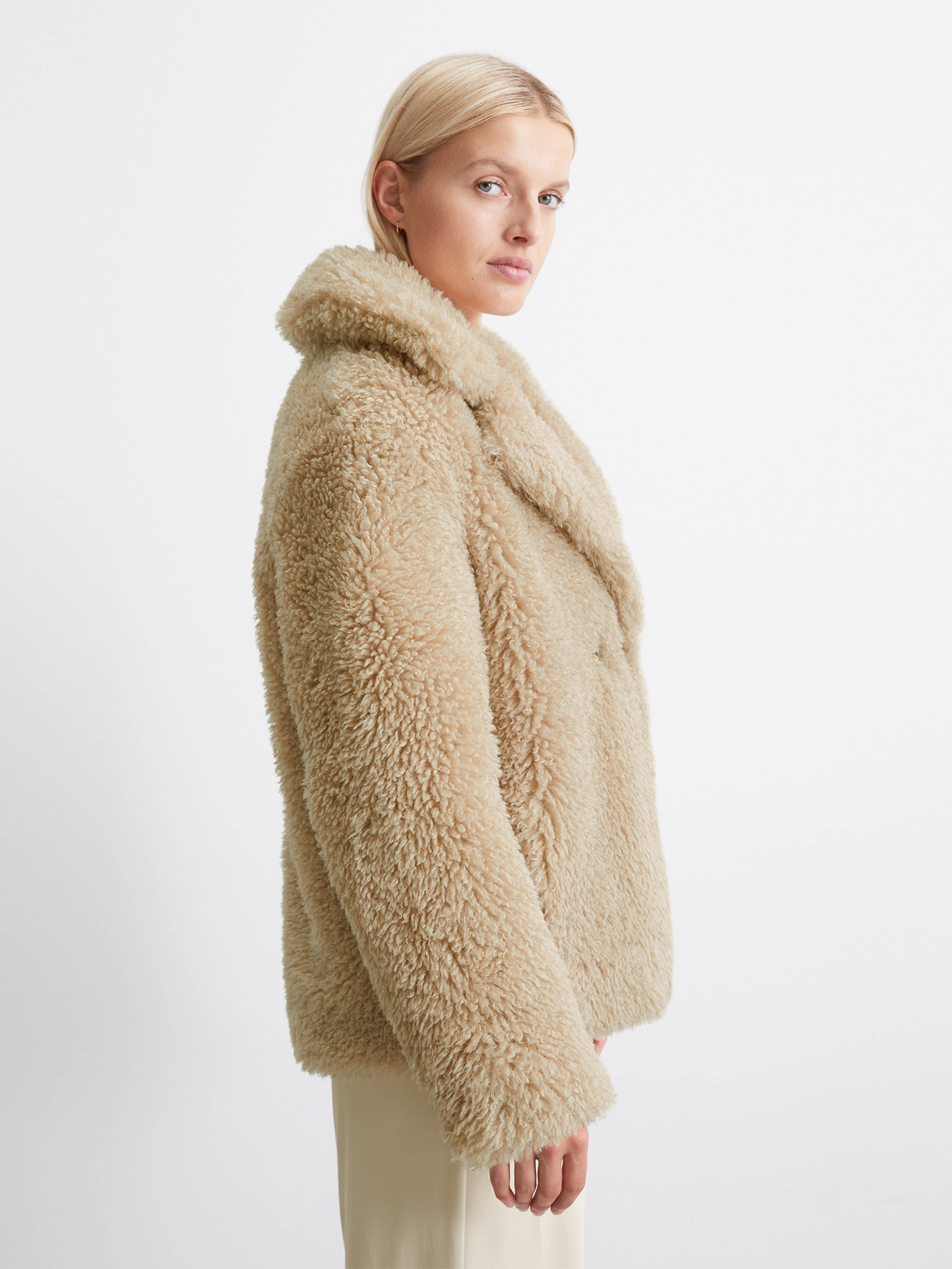 Шуба Marc O’Polo модель 409102270349-720 Фото