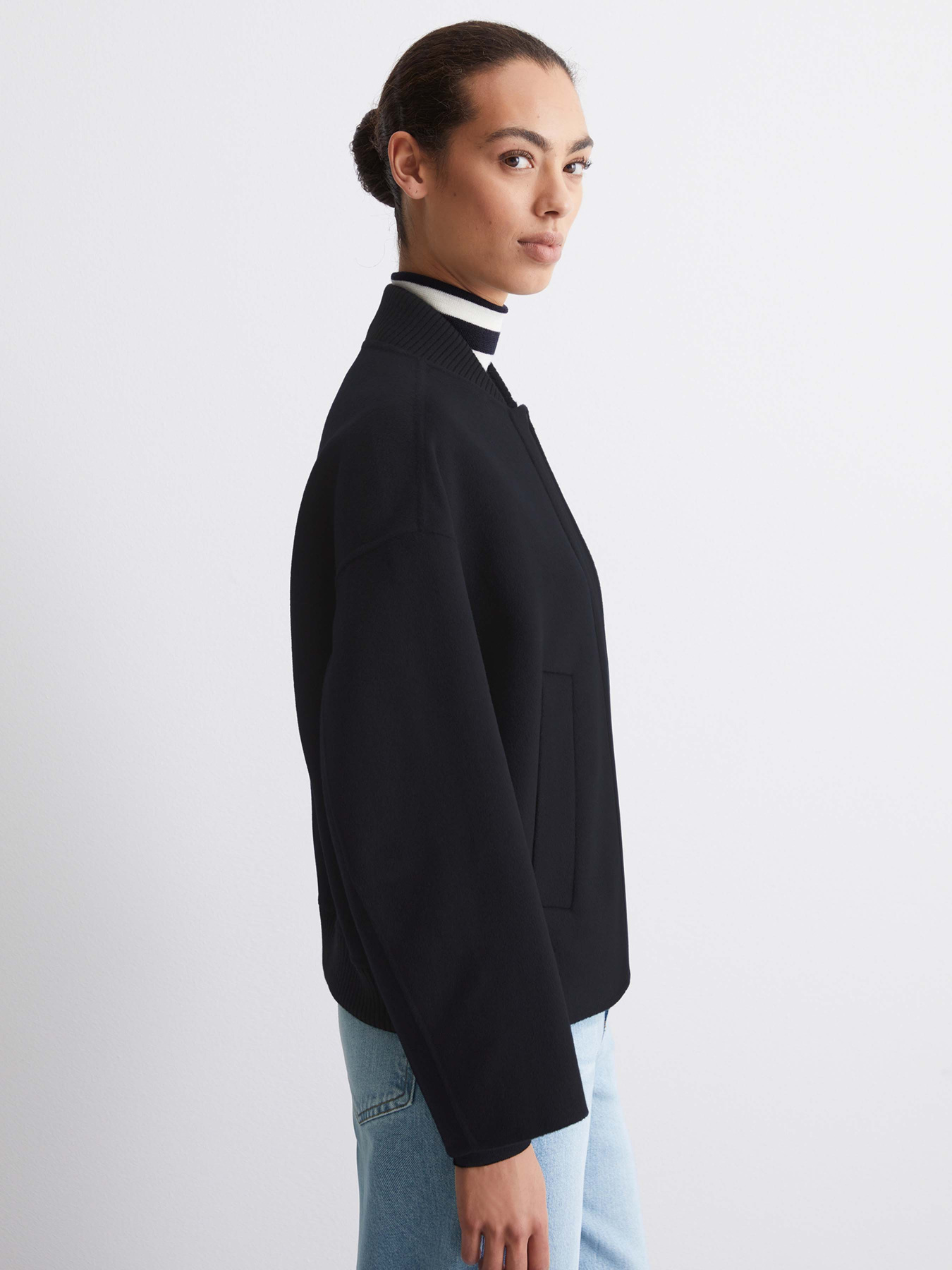 Бомбер Marc O’Polo модель 500005170081-888 Фото