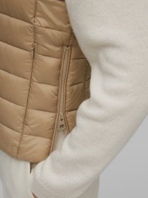 Утеплений жилет Marc O’Polo модель 101108872011-746 Фото