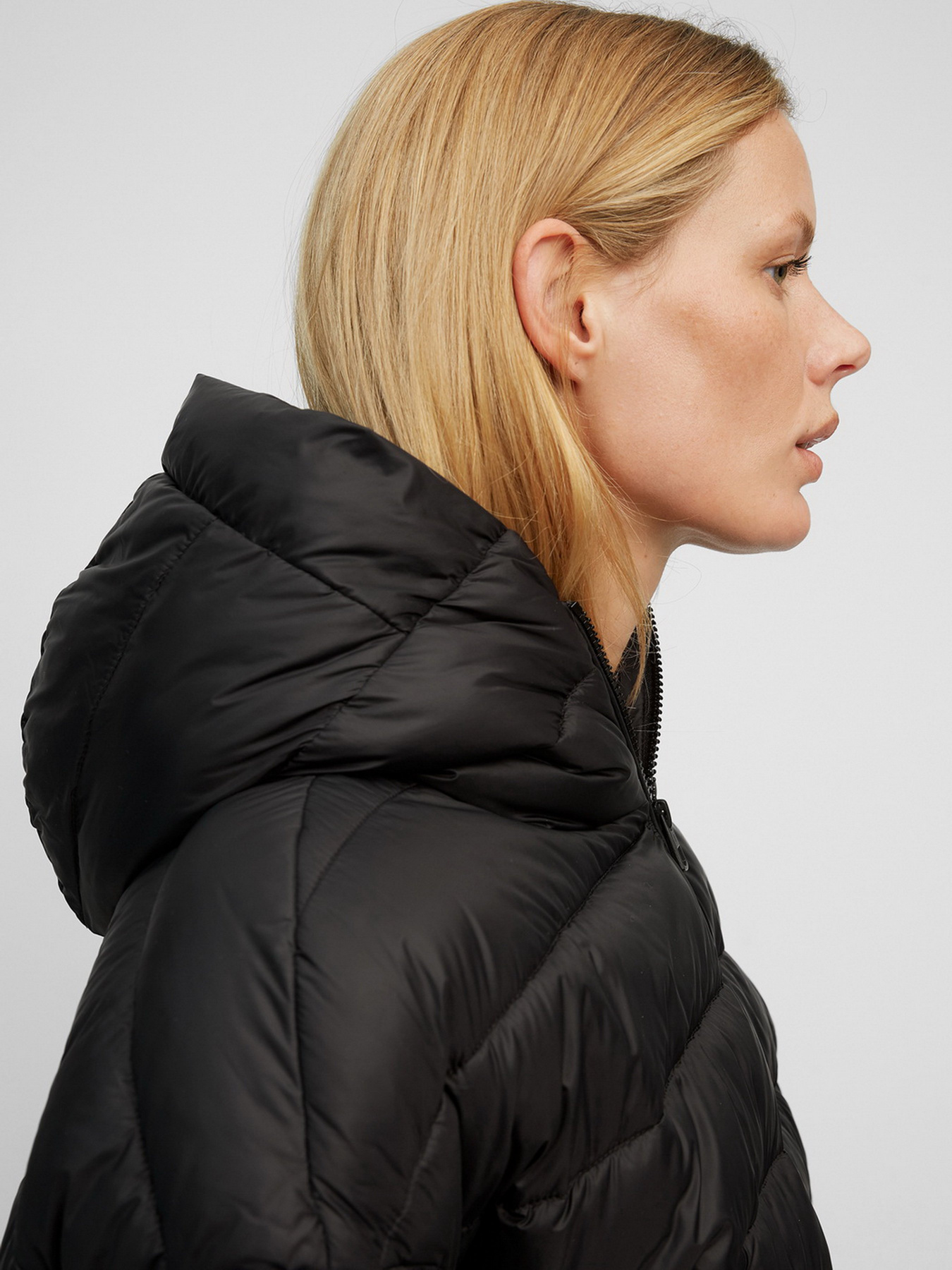 Демісезонна куртка Marc O’Polo модель 108085170069-990 Фото