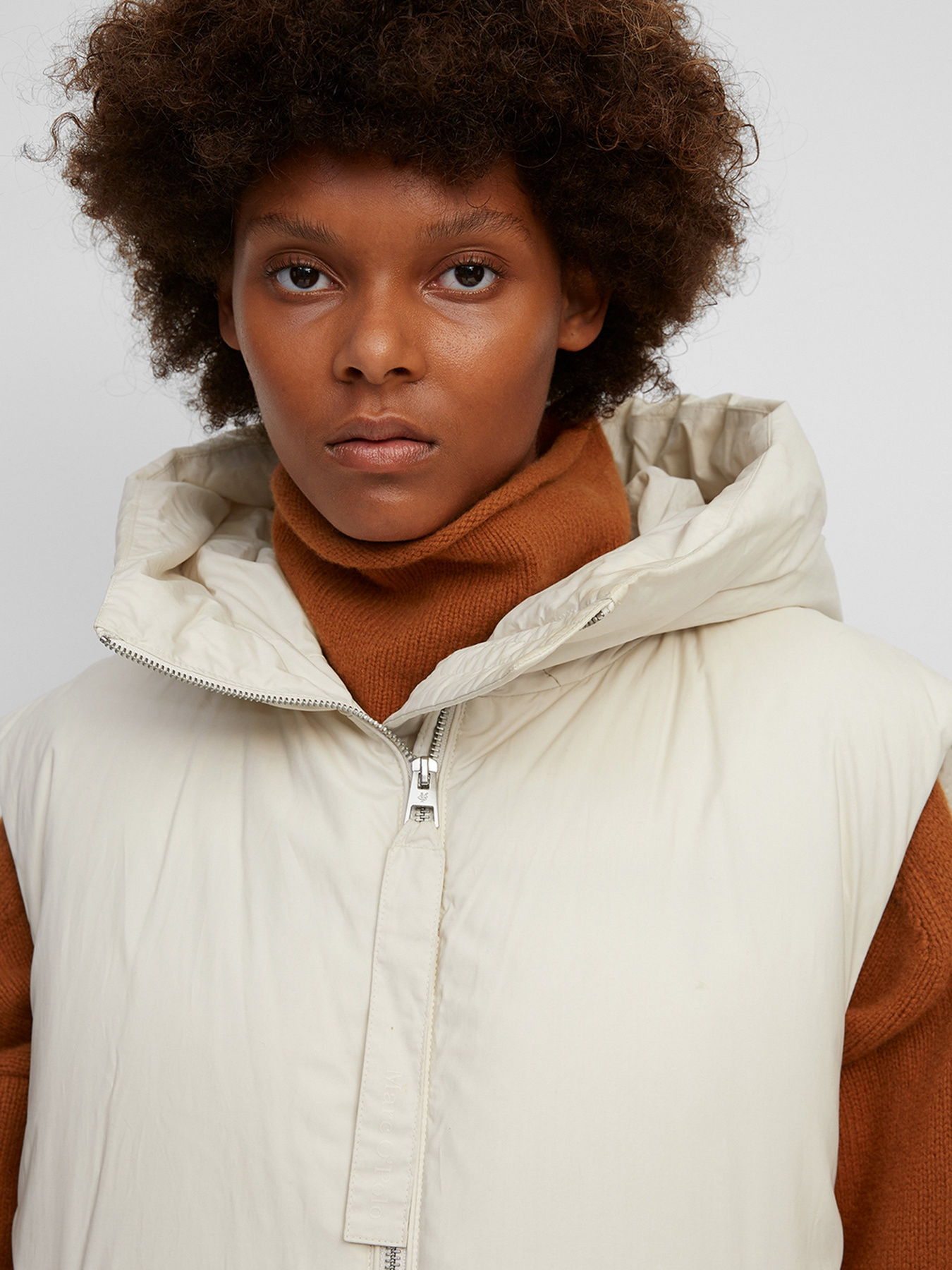 Жилет с утеплителем Marc O’Polo модель 110131272047-163 Фото