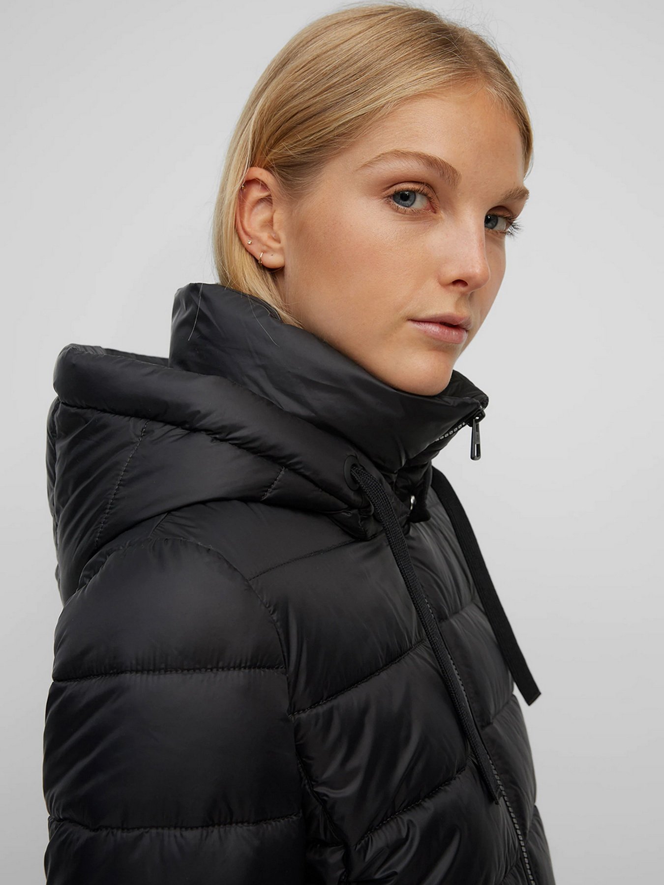 Демісезонна куртка Marc O’Polo модель 200085170017-990 Фото