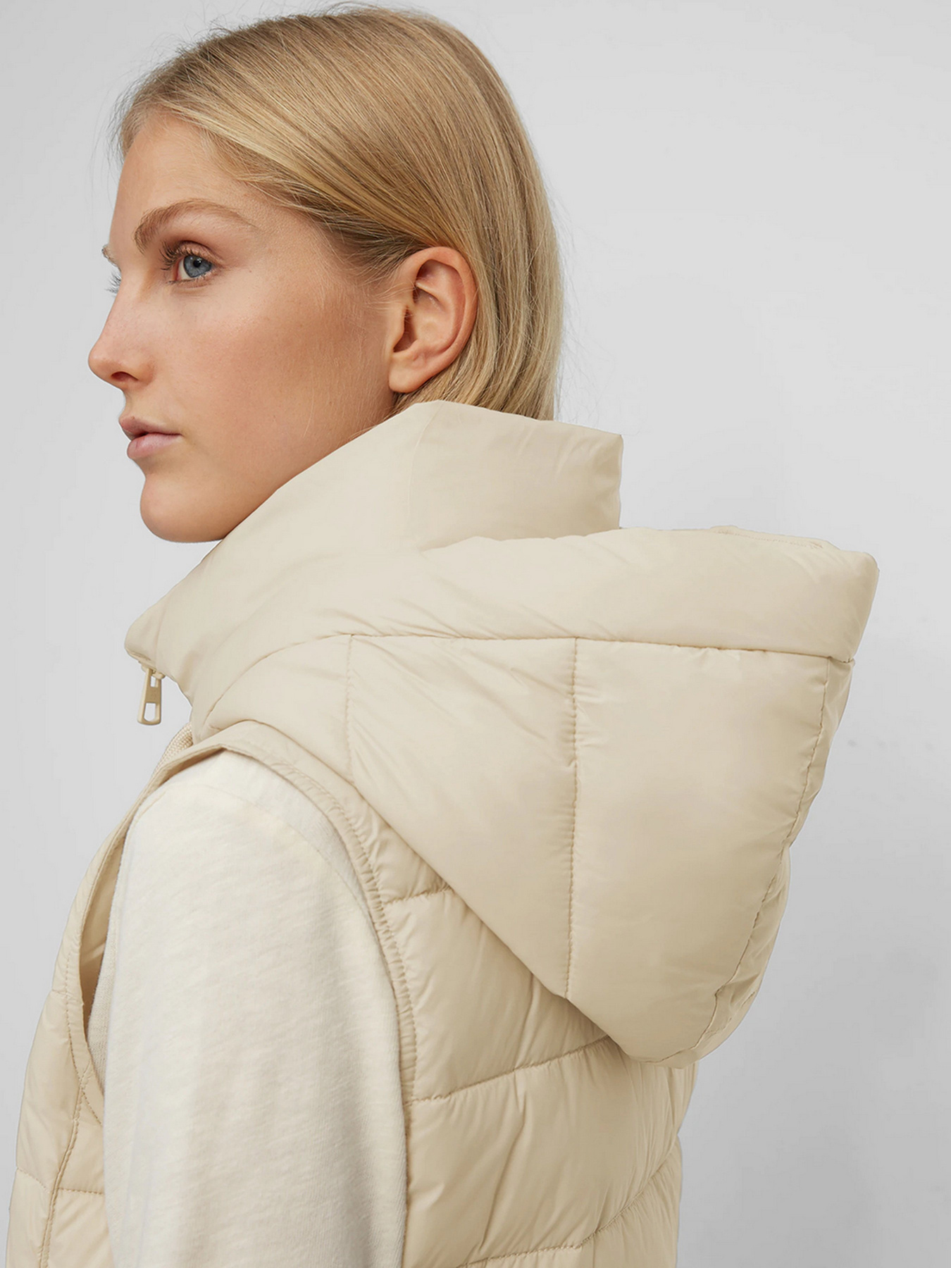 Жилет з утеплювачем Marc O’Polo модель 200085172003-712 Фото