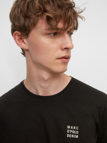Футболки і поло Marc O’Polo DENIM модель M67232351042-N34 Футболки і поло Marc O’Polo DENIM модель M67232351042-N34 Фото