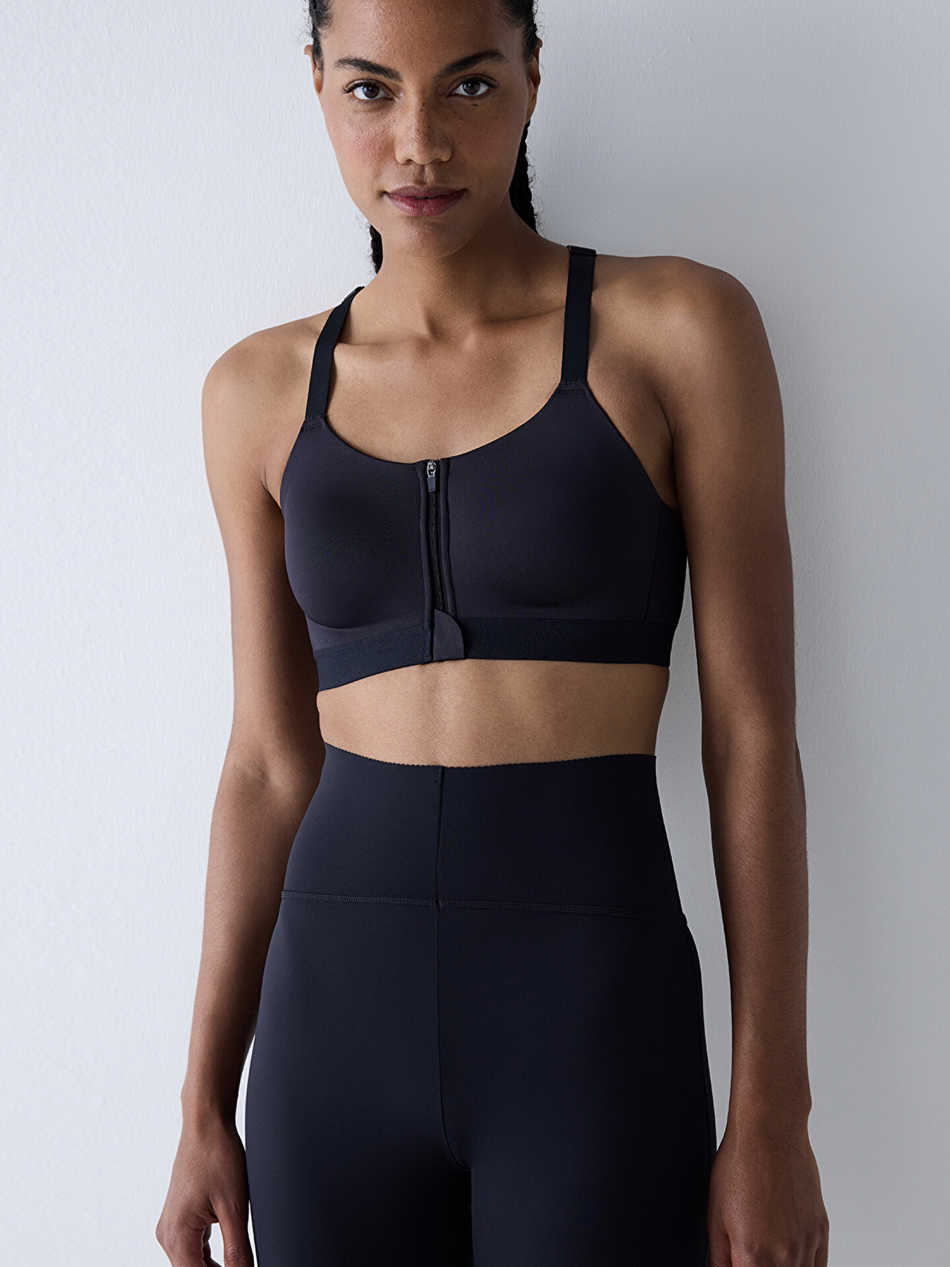 Спортивний топ Penti модель PHYVXLKX24SK-BK3 Фото