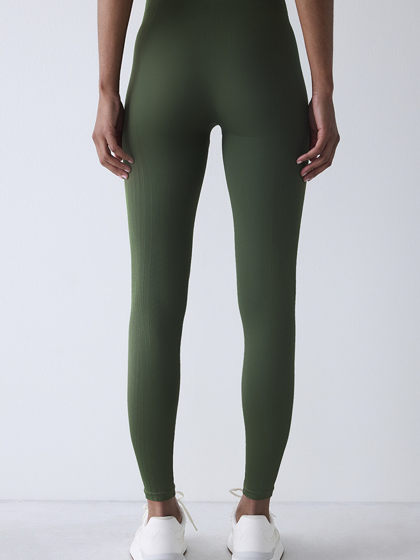 Леггинсы спортивные Penti модель PH0OZ44P24SK-KHA Фото