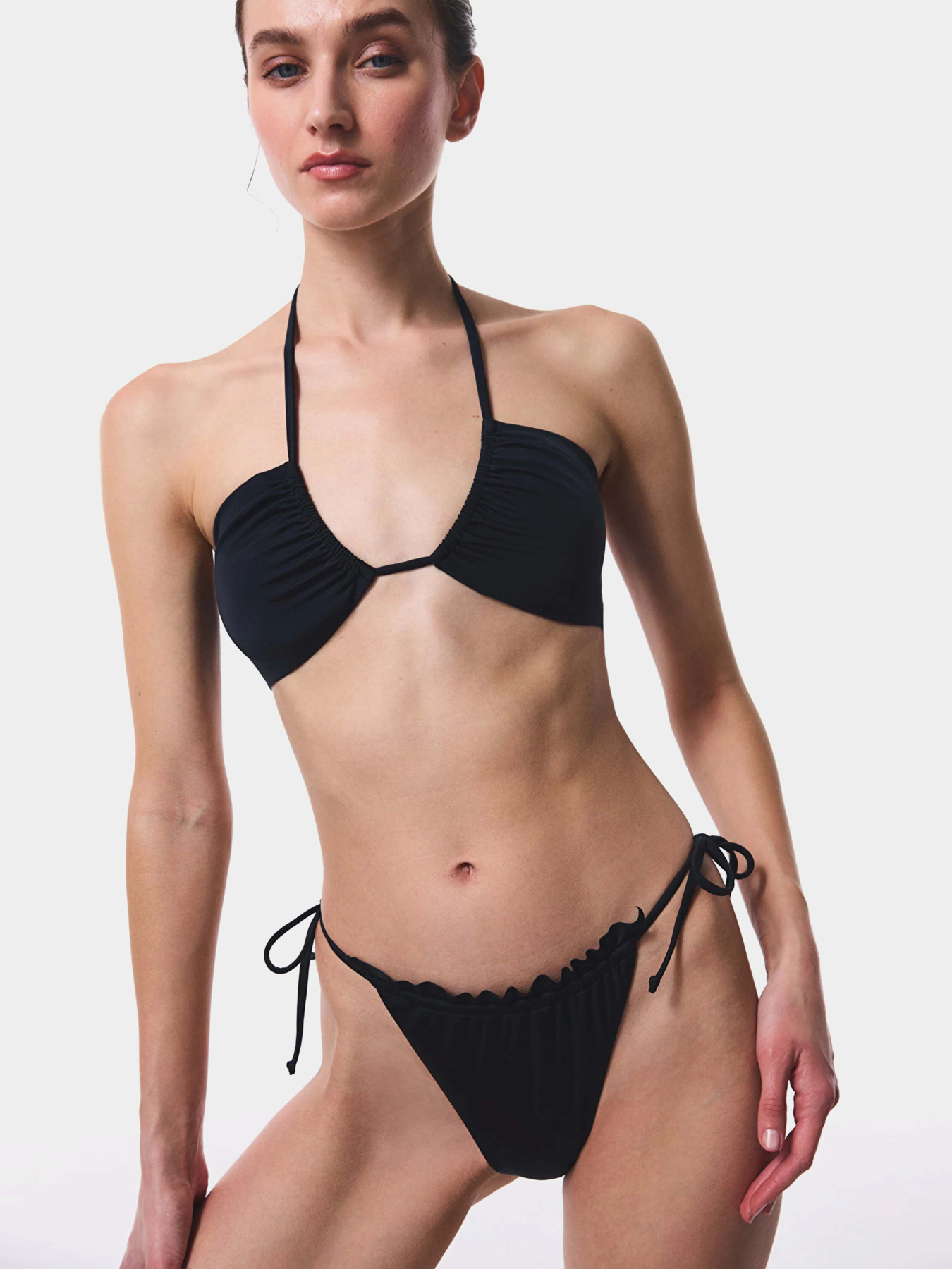 Верхняя часть купальника Penti модель PL3XLZ9Q25IY-BK5 Фото