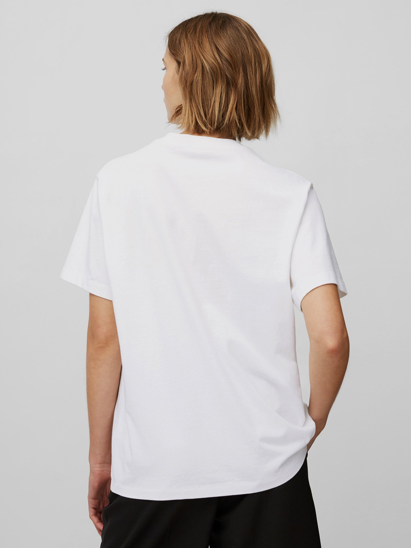 Футболки и поло Marc O’Polo модель 102203651027-100 Футболки и поло Marc O’Polo модель 102203651027-100 Фото