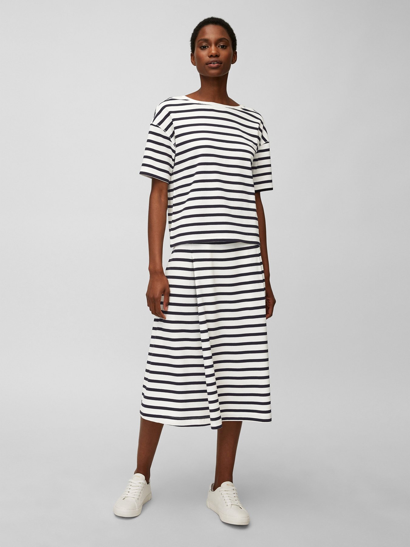 Футболки и поло Marc O’Polo модель 104305651221-B06 Футболки и поло Marc O’Polo модель 104305651221-B06 Фото