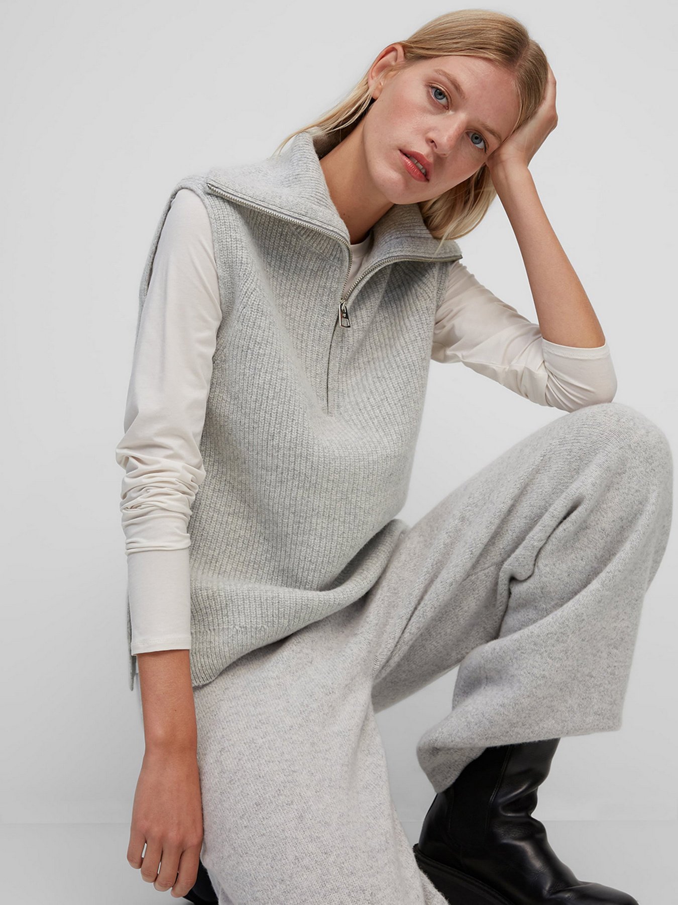 Жилет Marc O’Polo модель 110621163077-927 Фото