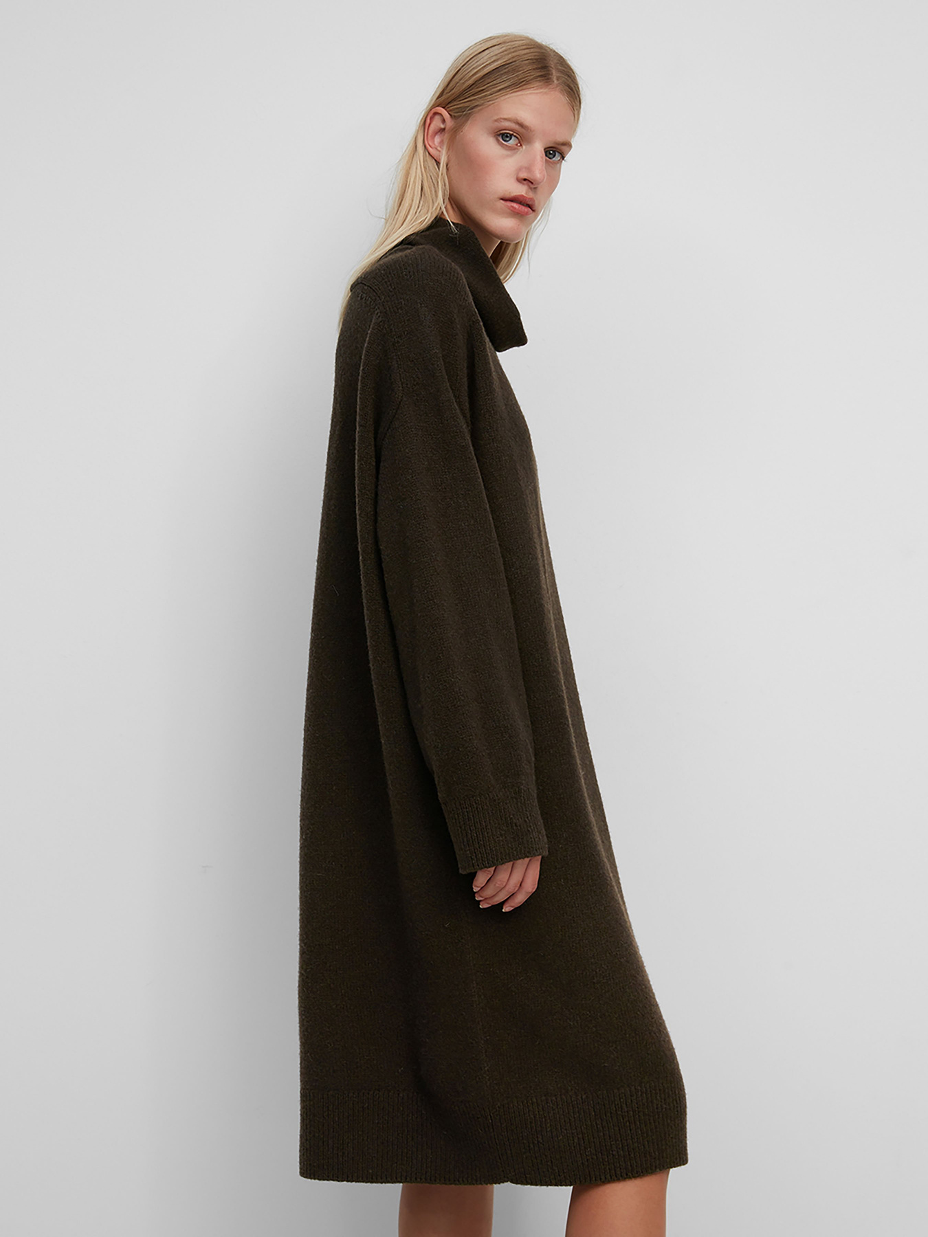 Платье-футболка Marc O’Polo модель 110621167053-792 Фото