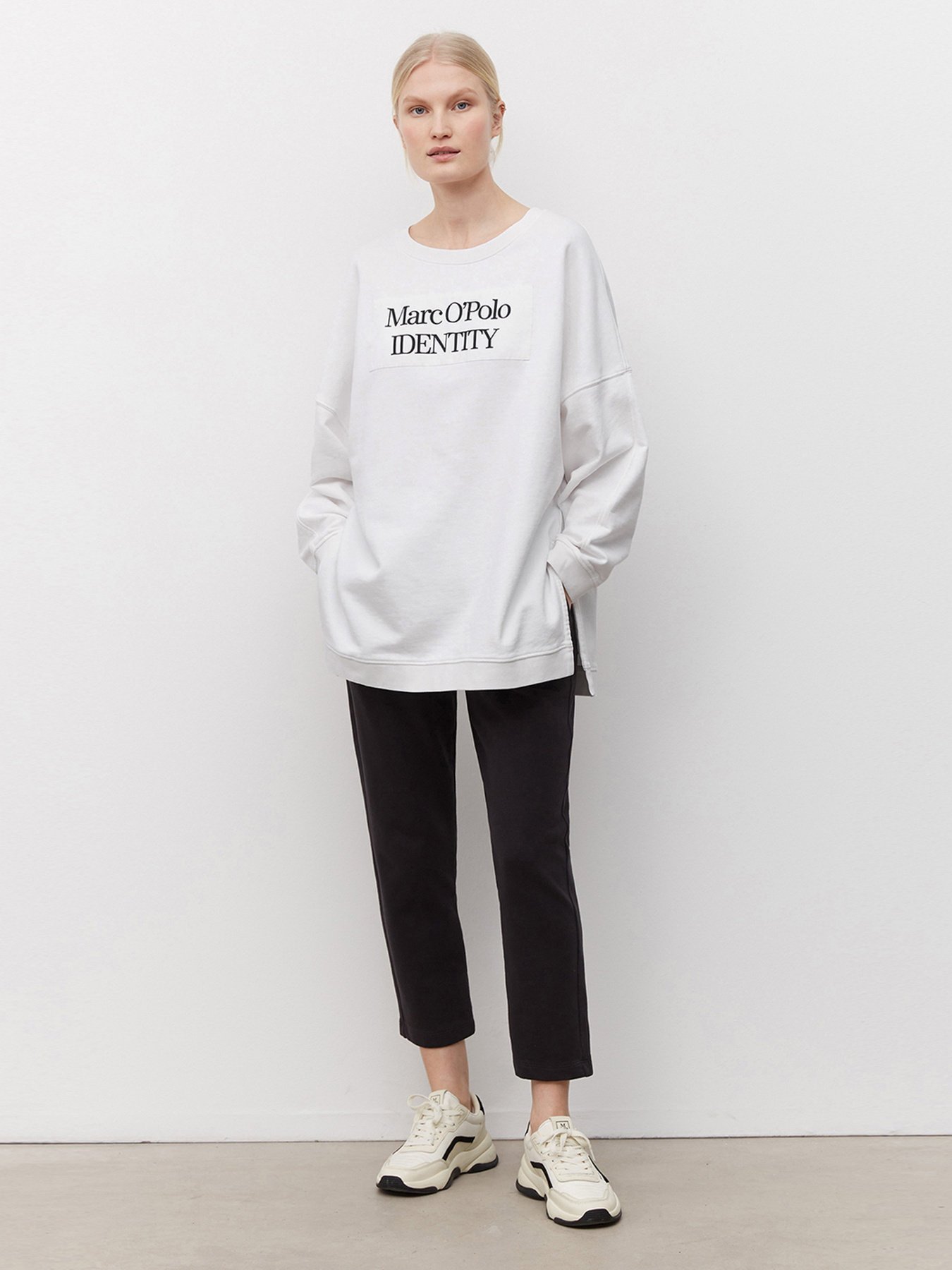 Свитшот Marc O’Polo модель M02400254275-100 Фото