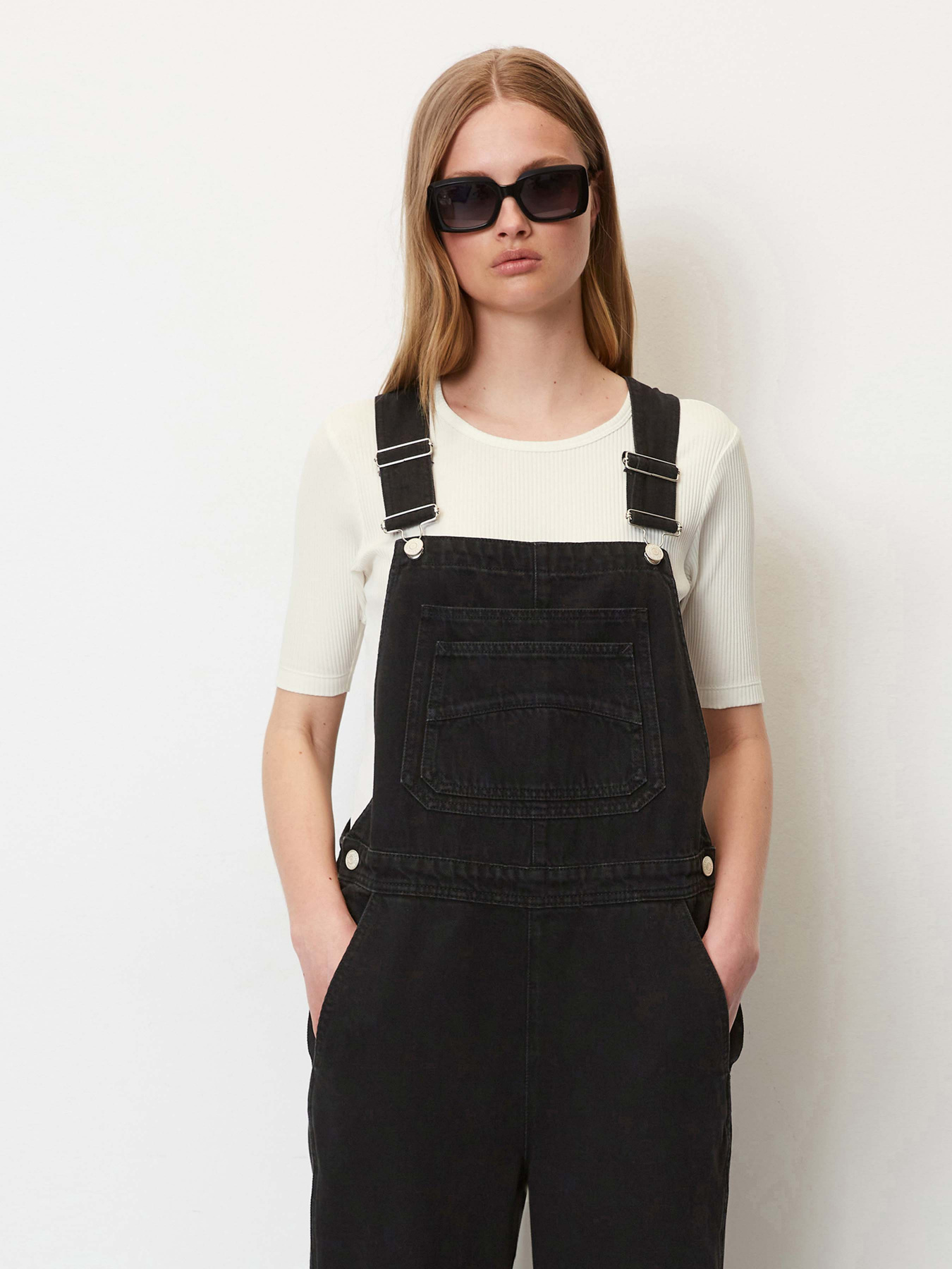 Джинсовий комбінезон Marc O’Polo DENIM модель 346909791015-Q02 Джинсовий комбінезон Marc O’Polo DENIM модель 346909791015-Q02 Фото