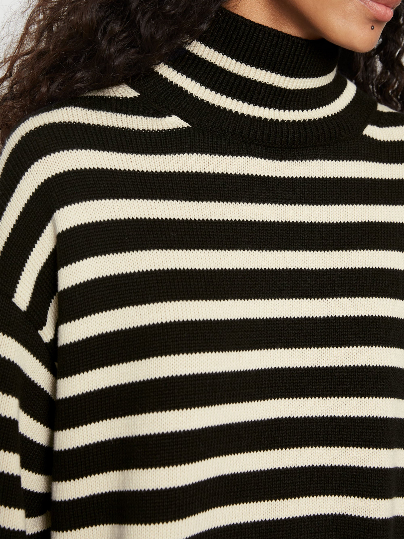 Джемпер Marc O’Polo модель 400605960021-A51 Фото