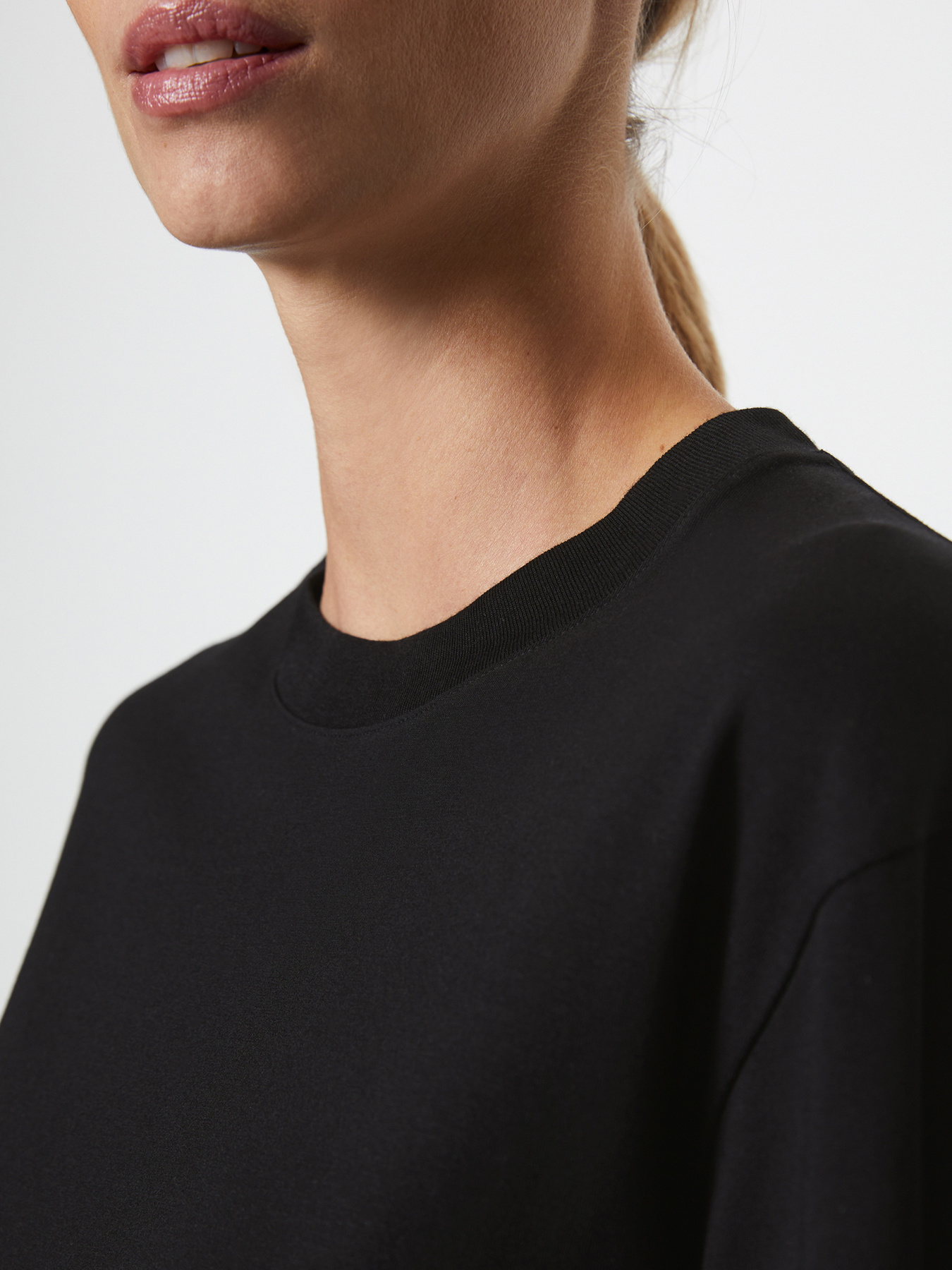 Футболка Marc O’Polo модель 404230751409-990 Фото