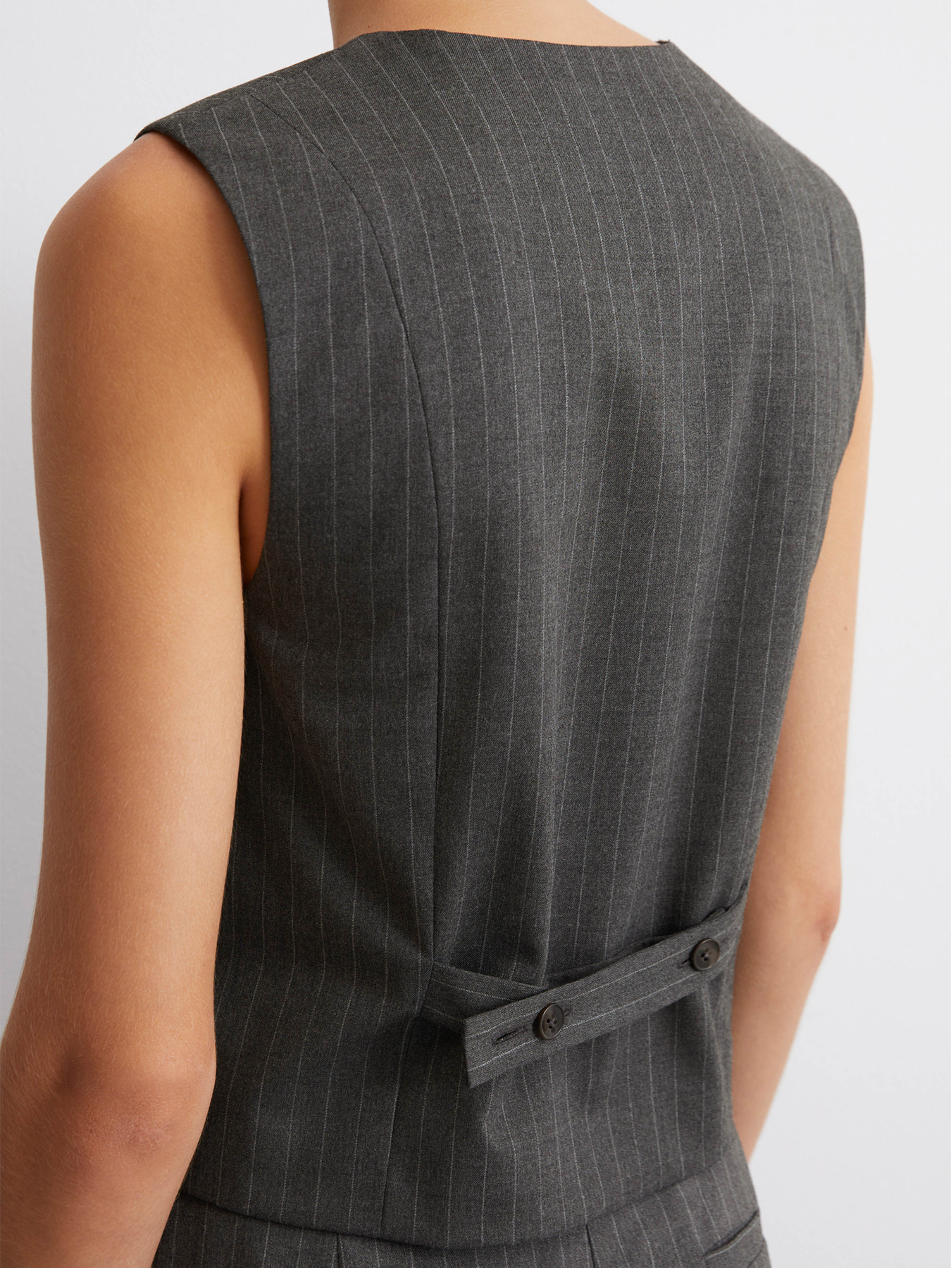 Жилет классический Marc O’Polo модель 408026381013-K21 Фото