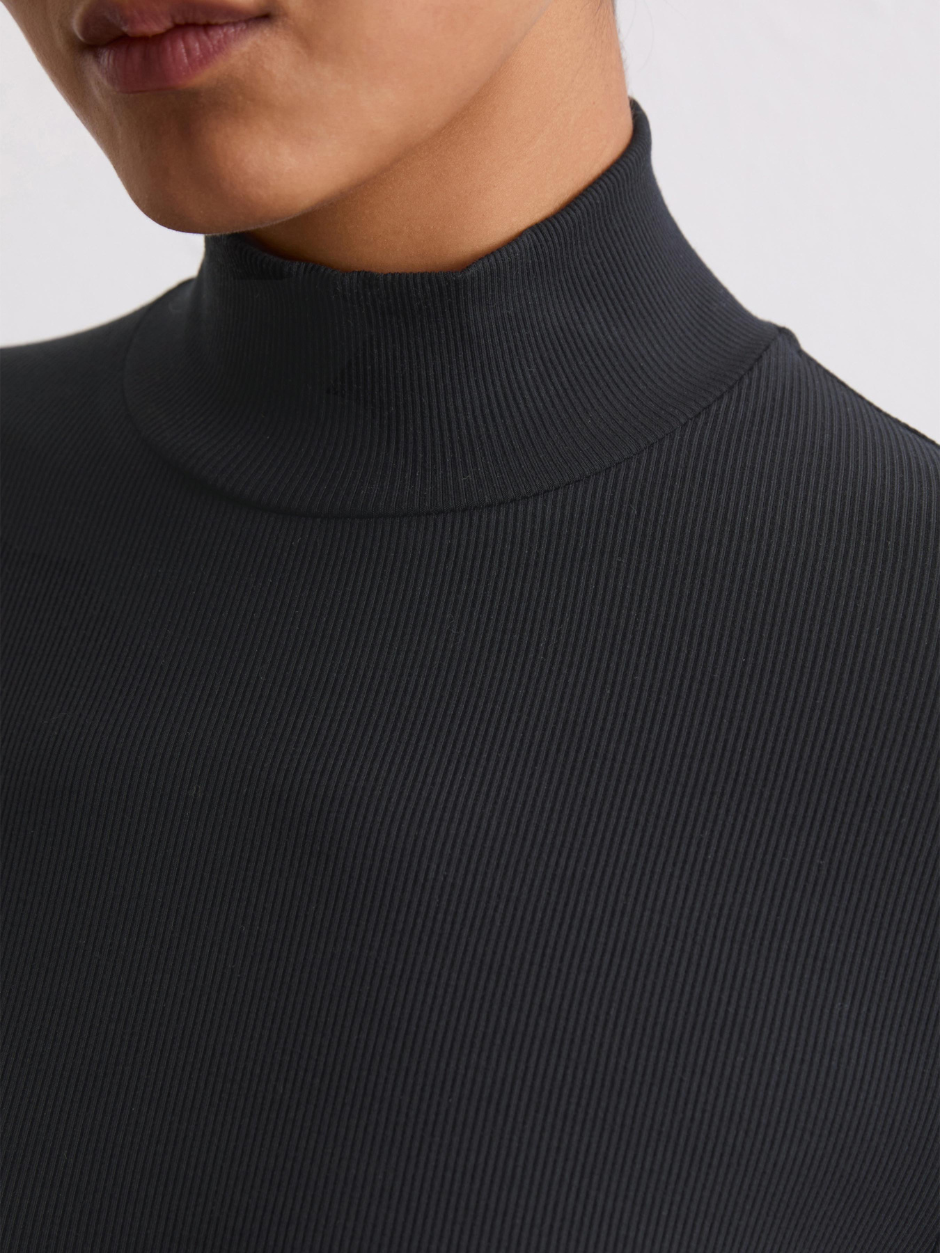 Джемпер Marc O’Polo модель 508207651177-888 Фото