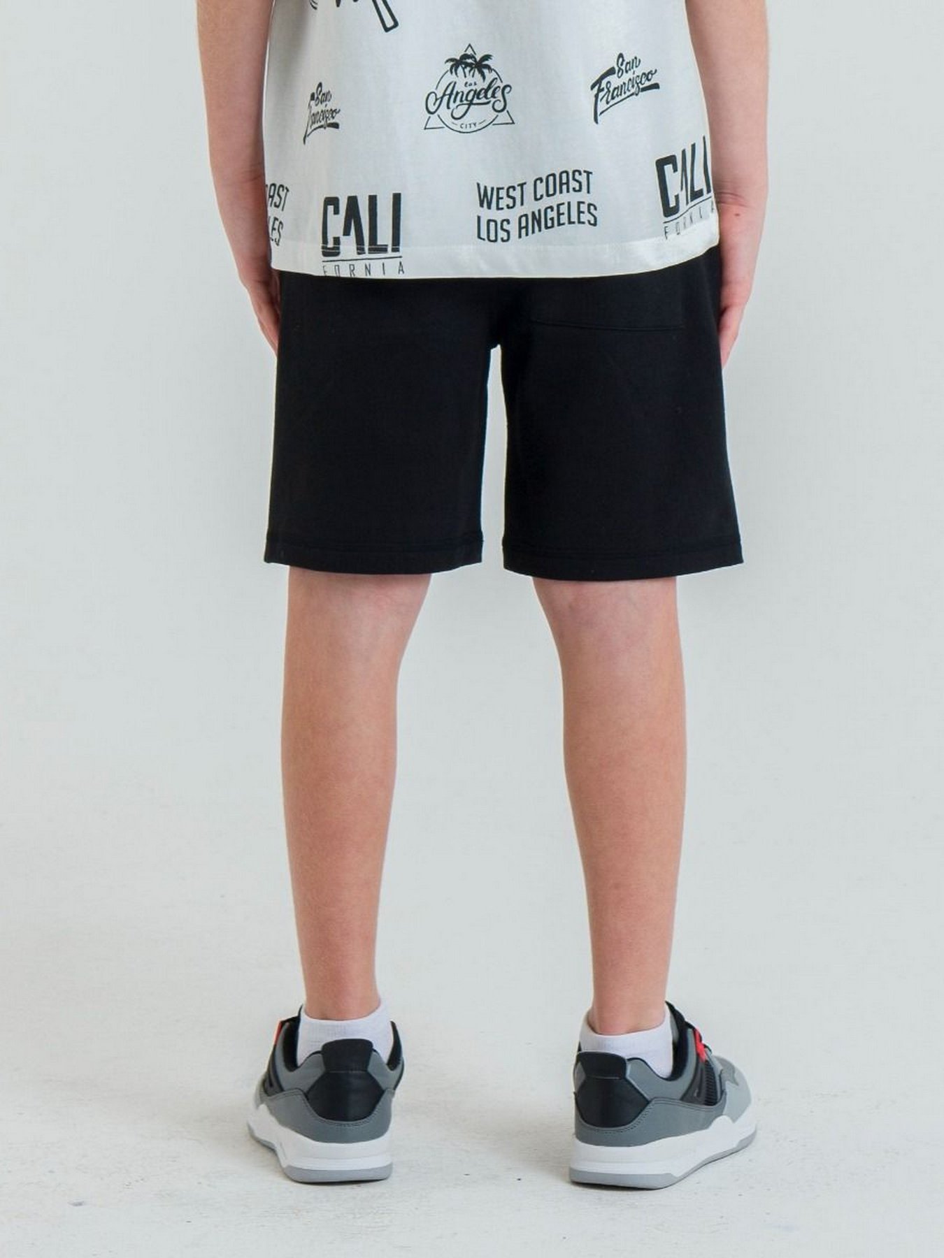 Шорты Piazza Italia модель 82174_black Фото