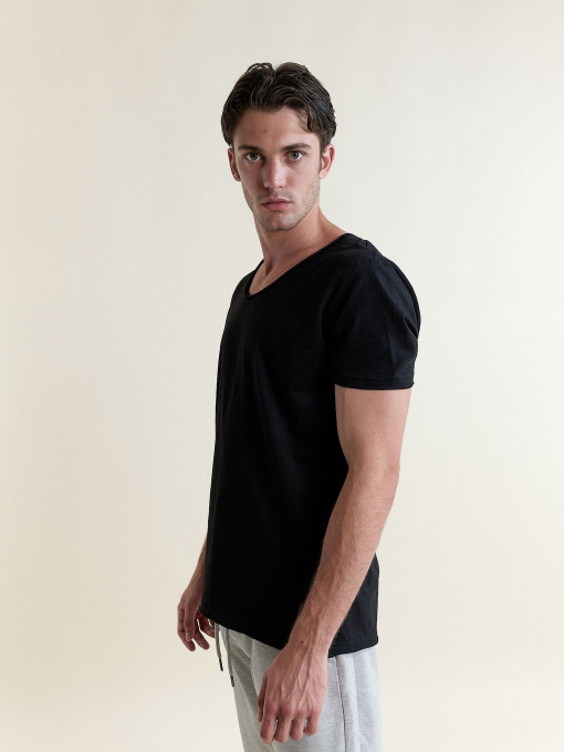 Футболка Piazza Italia модель 02647_black Фото