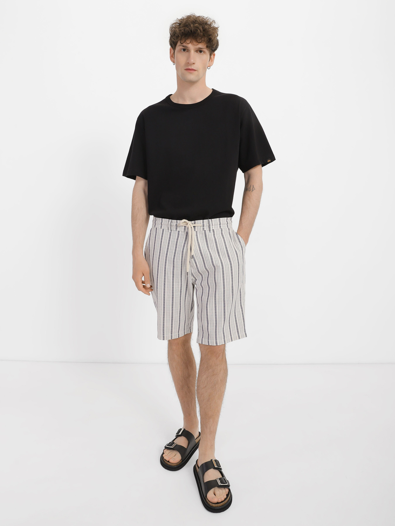 Шорты Piazza Italia модель 06569_avion Фото