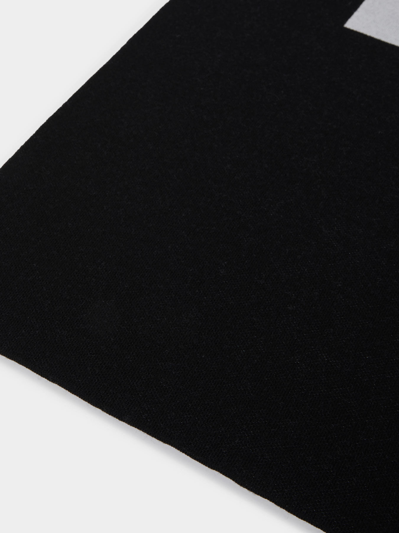 Шарф PINKO модель 105988-A2Z5 ZZ2 Шарф PINKO модель 105988-A2Z5 ZZ2 Фото