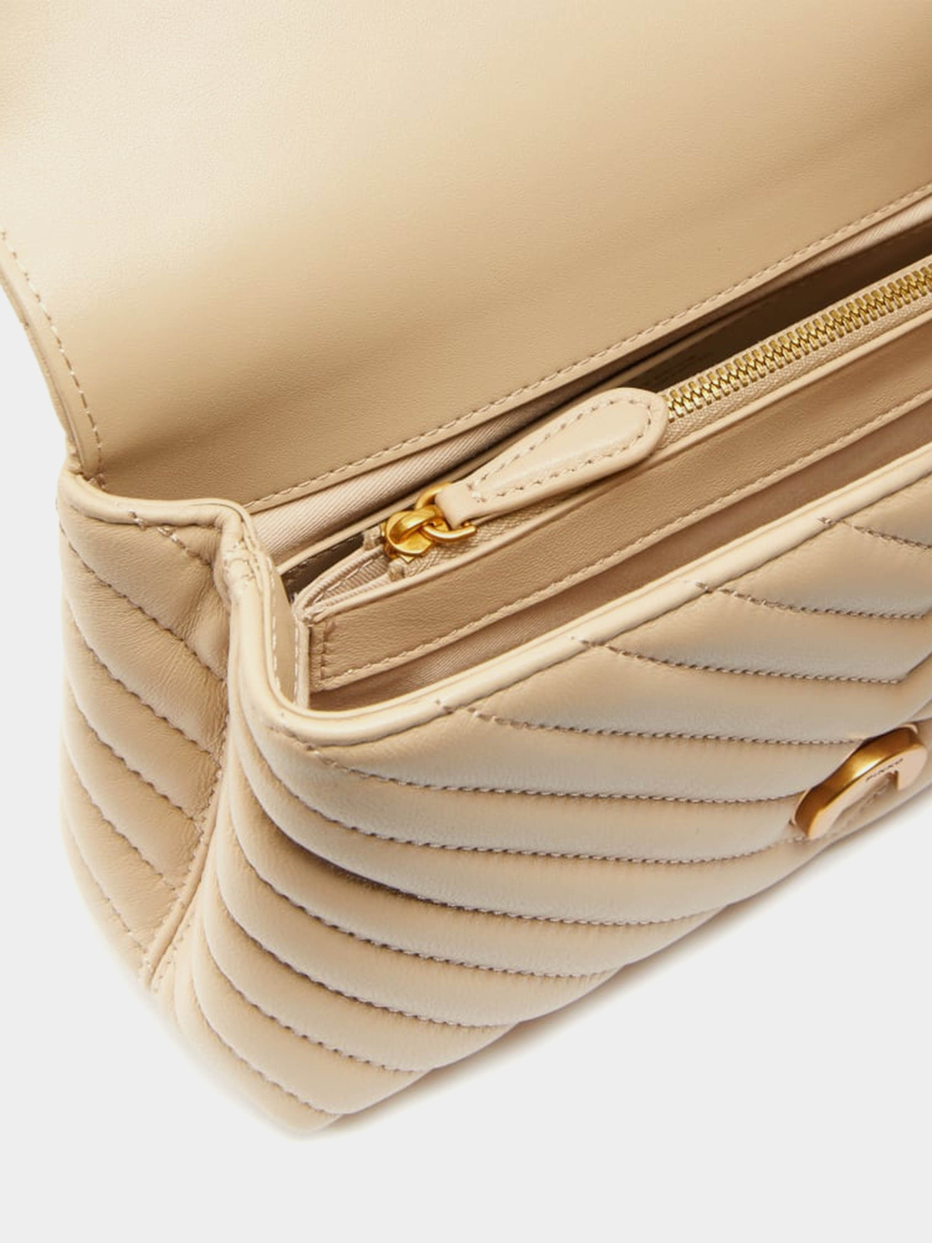 Крос-боді PINKO Love Lady Puff Classic Cl  Sheep Nappa Chevron модель 100044-A0GK C50Q Фото