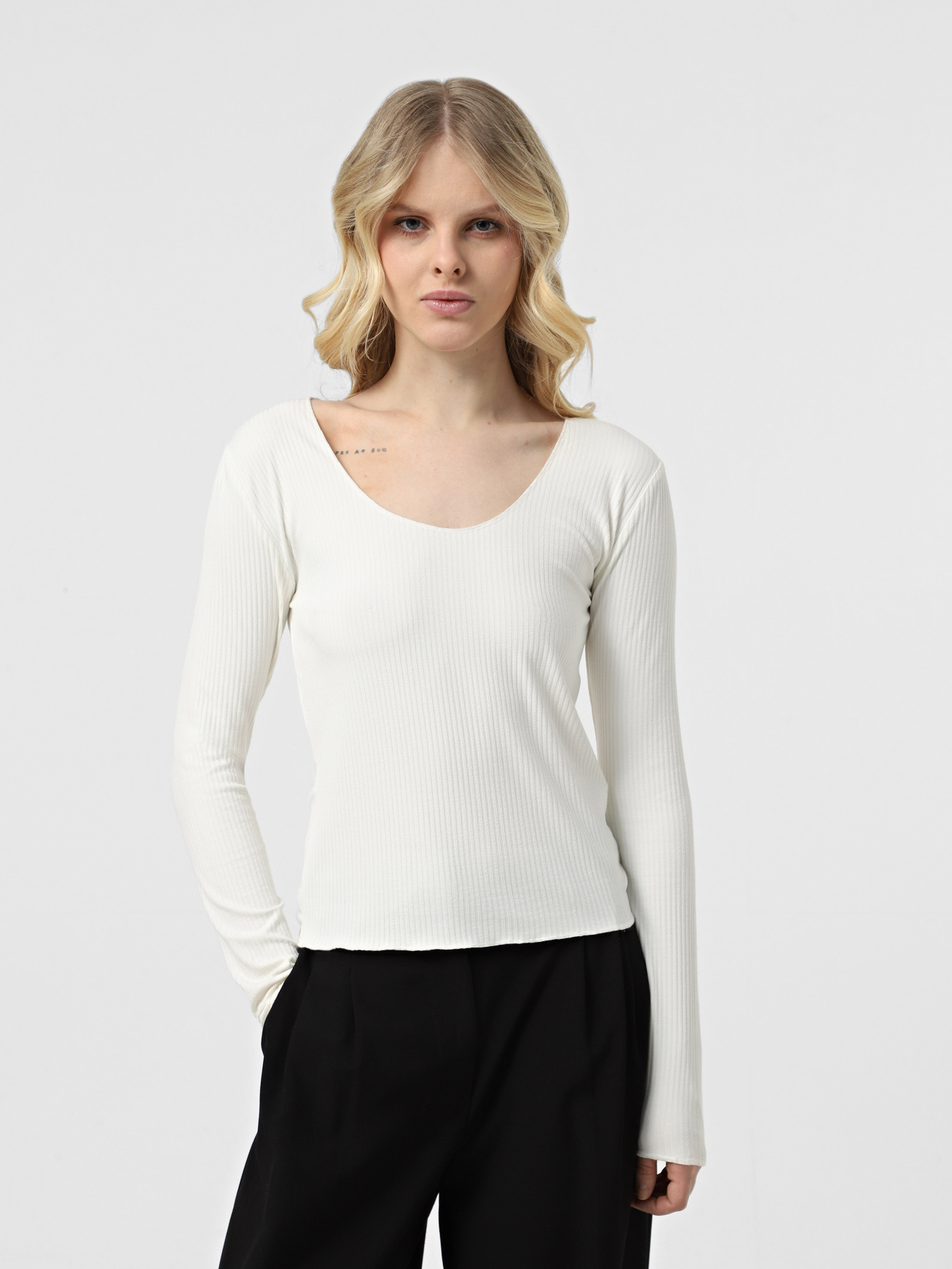 Лонгслив Piazza Italia модель 51054_milk Фото