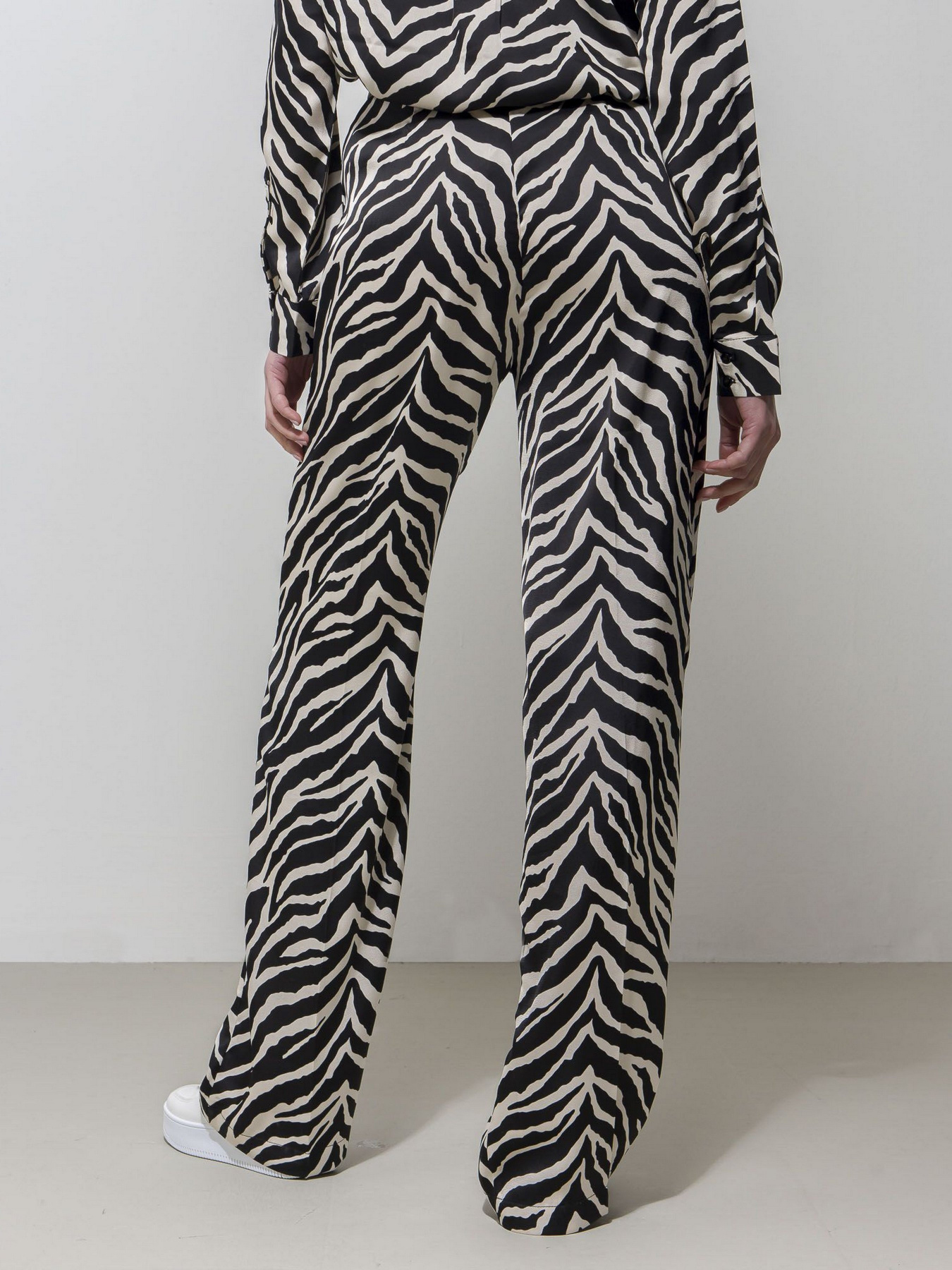 Брюки повседневные Piazza Italia модель 03093_var 1 Фото