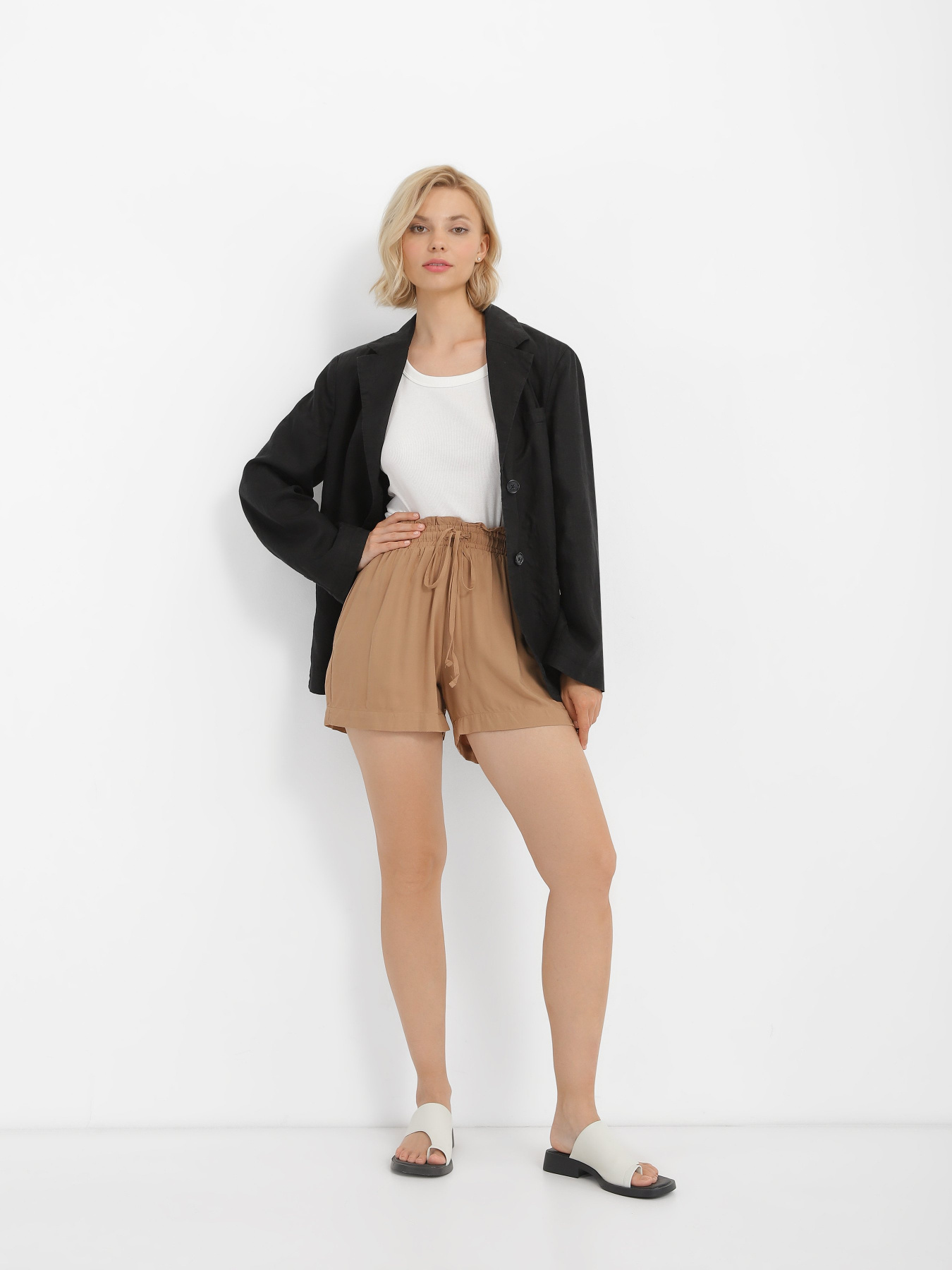 Шорты Piazza Italia модель 53805_camel Фото