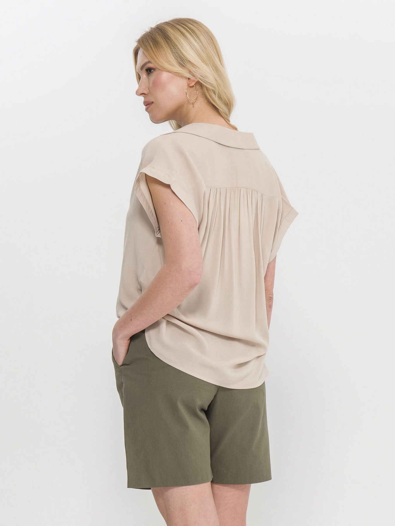 Повседневные шорты Piazza Italia модель 53953_sage Фото