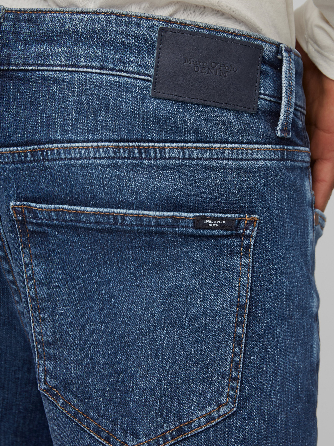 Джинсы Marc O’Polo DENIM LINUS Slim модель 161911512074-P30_32 Фото