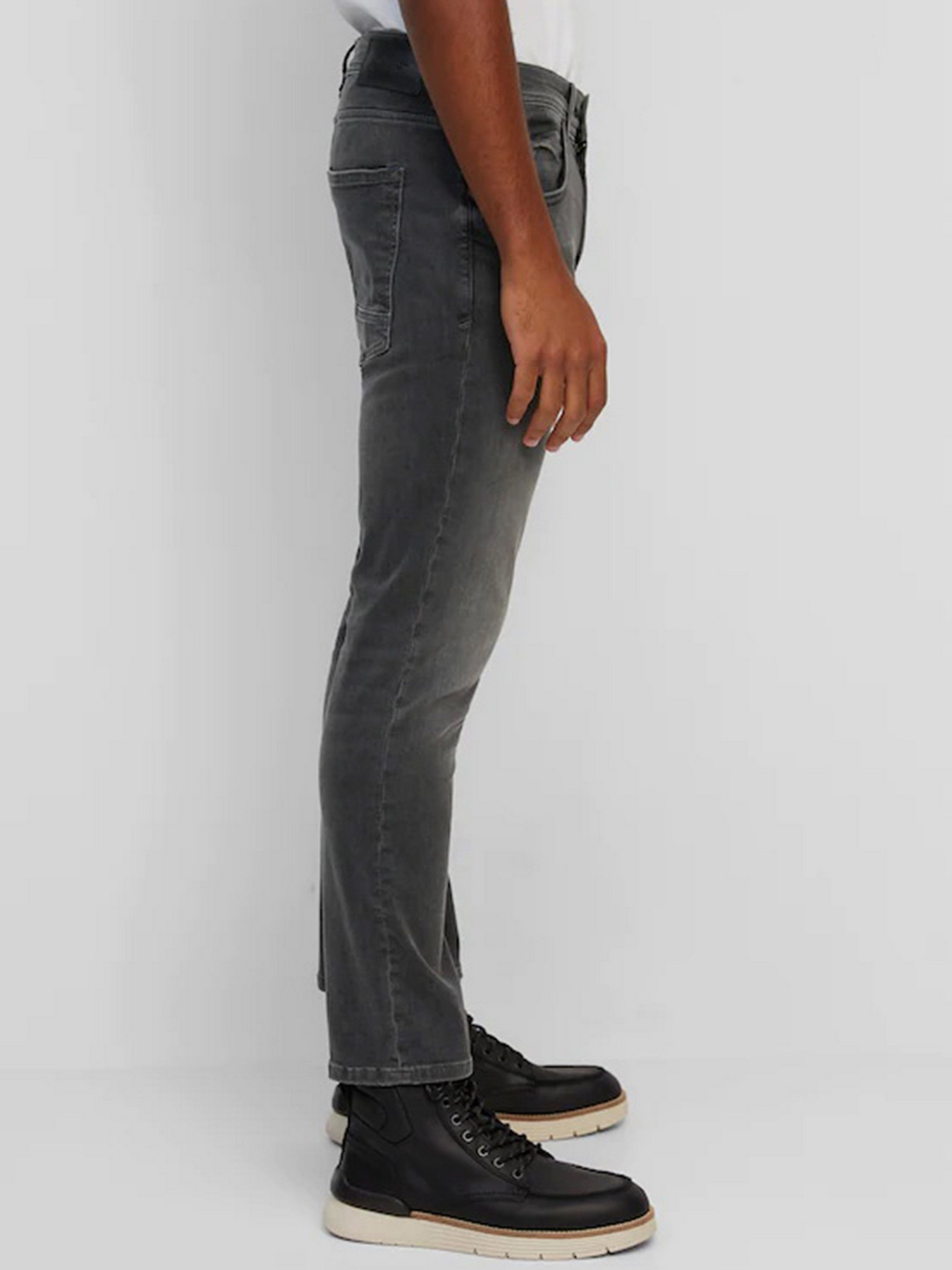 Завужені джинси Marc O’Polo DENIM VIDAR Slim модель 260901112072-P11_32 Фото