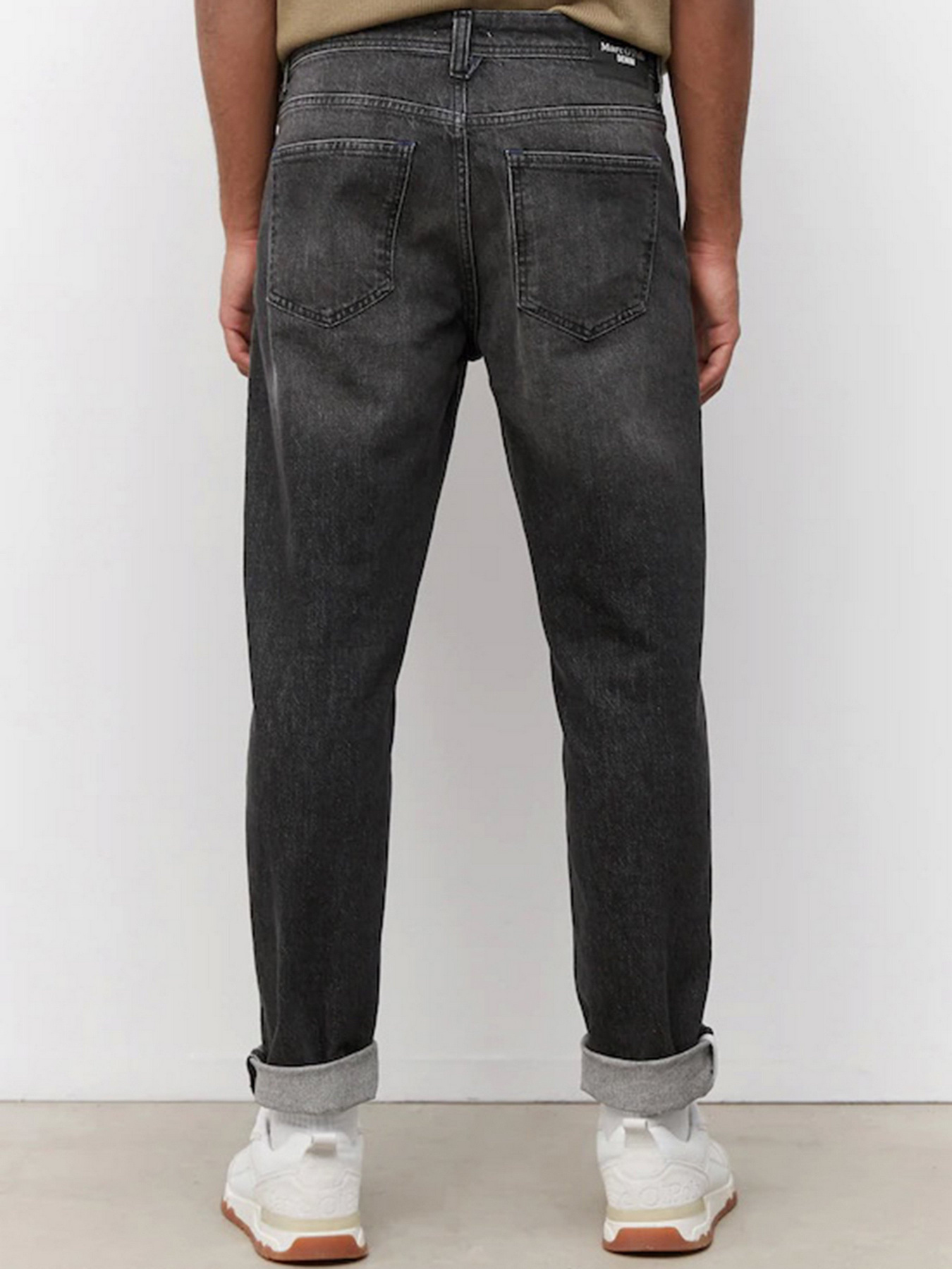 Зауженные джинсы Marc O’Polo DENIM LINUS Slim Tapered модель 261921112074-P41_32 Фото