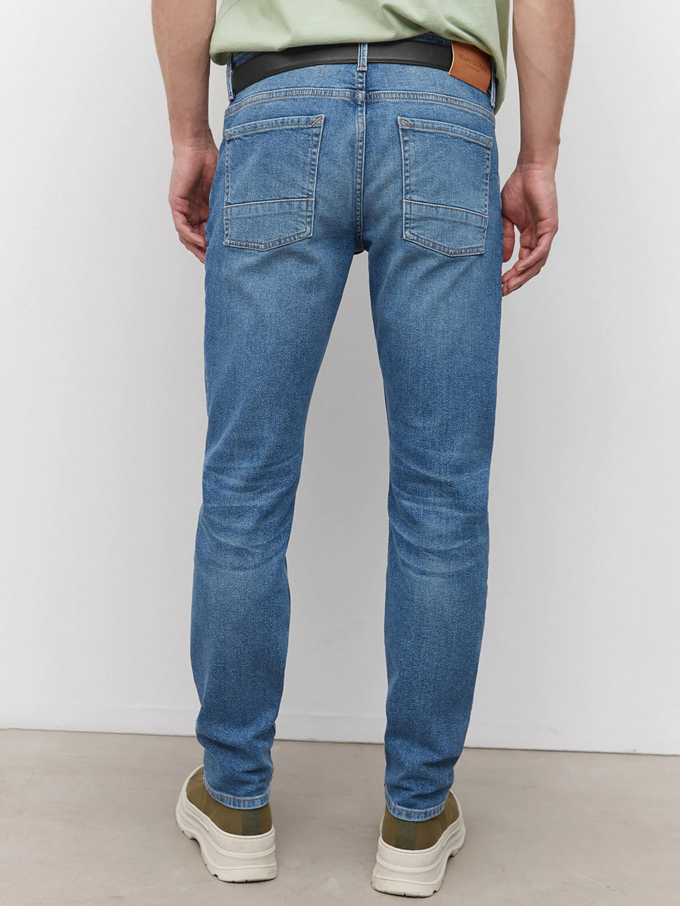 Зауженные джинсы Marc O’Polo SJÖBO Slim модель 221914212132-019_34 Фото