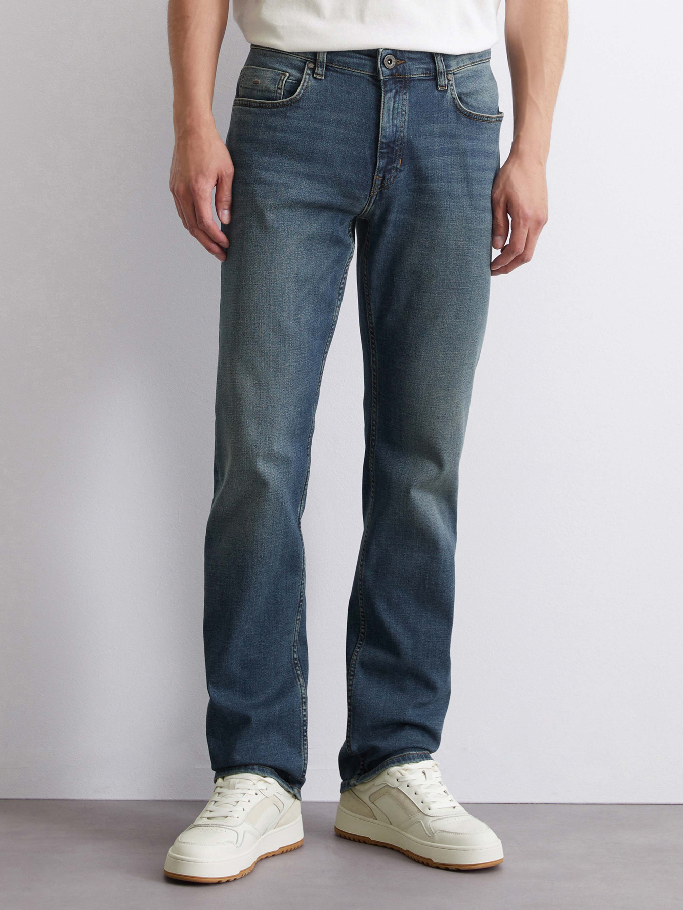 Прямые джинсы Marc O’Polo модель B21919312032-089 Фото