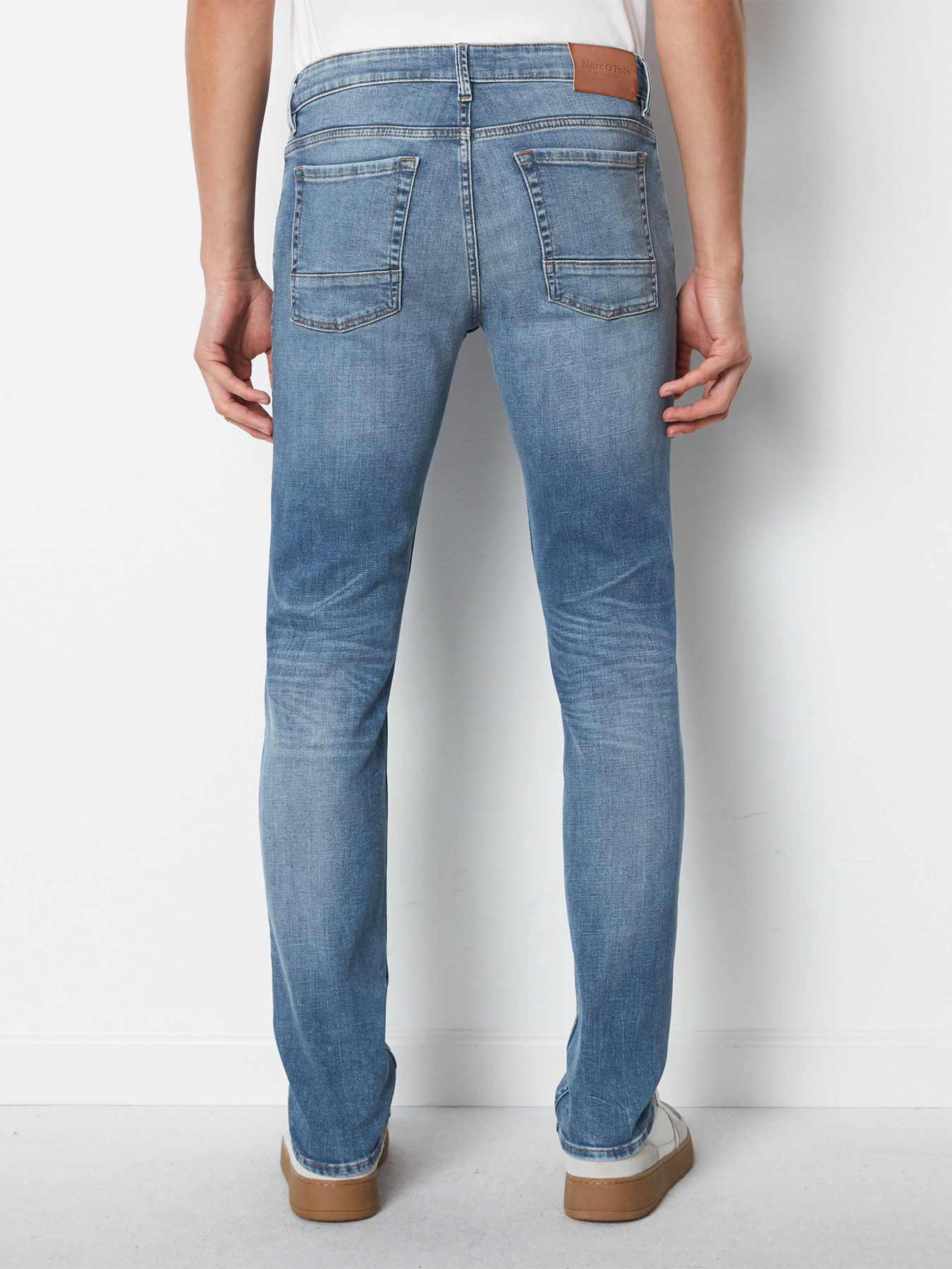 Зауженные джинсы Marc O’Polo модель B21919312132-051 Фото