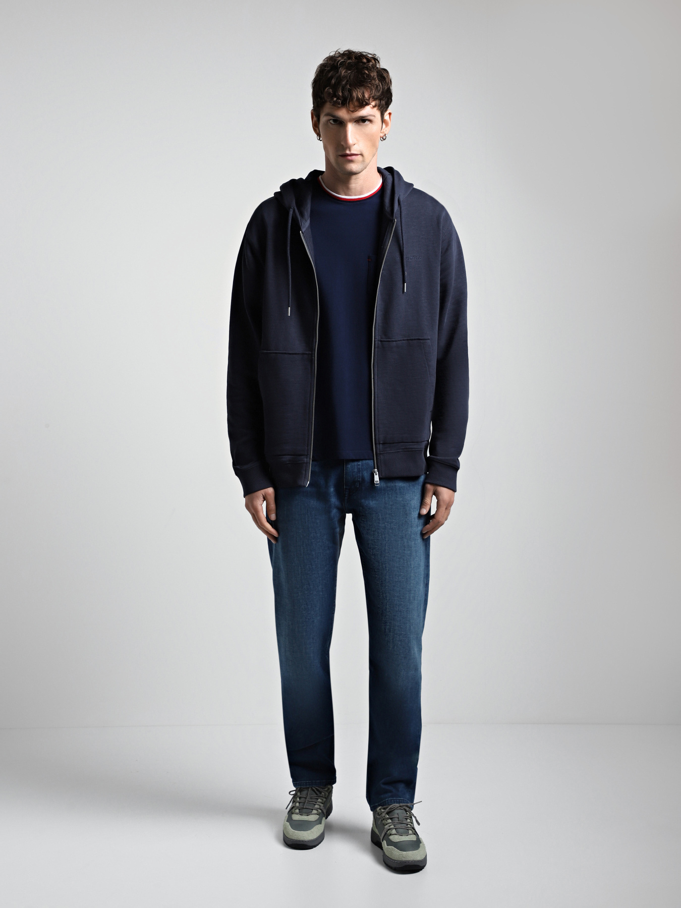 Прямые джинсы Marc O’Polo модель 428921612032-014 Фото