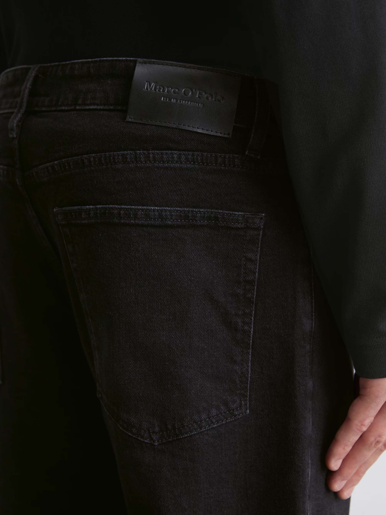 Прямі джинси Marc O’Polo модель 430917912158-009 Фото