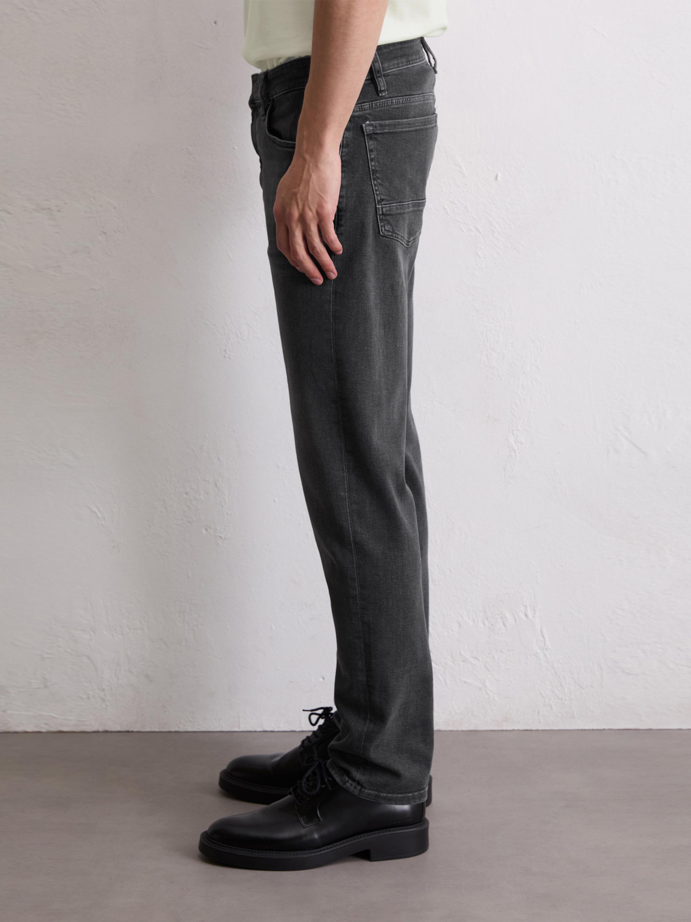 Прямі джинси Marc O’Polo модель 528917212032-099 Фото