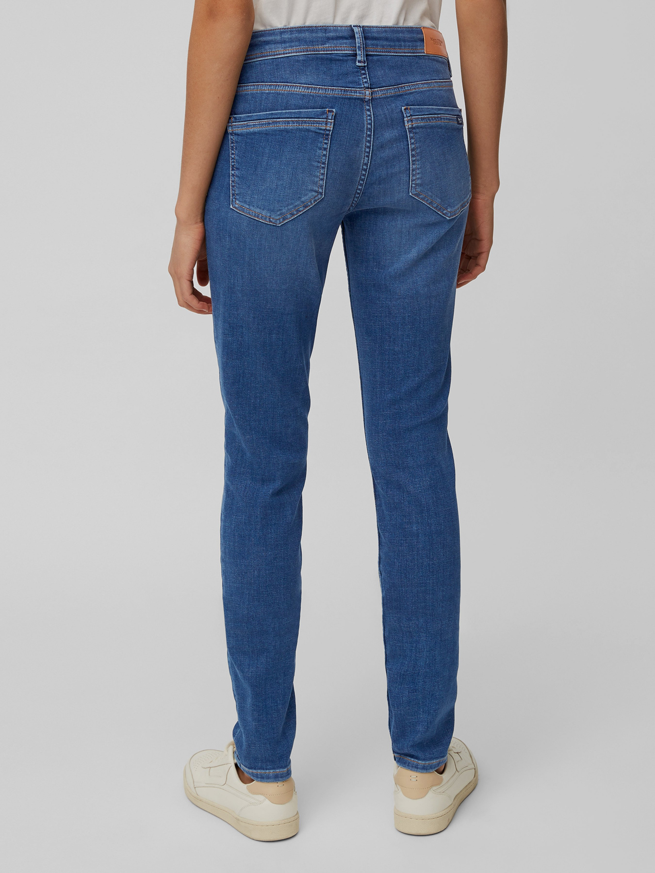 Завужені джинси Marc O’Polo DENIM ALVA Slim модель M41932212277-P15_32 Фото