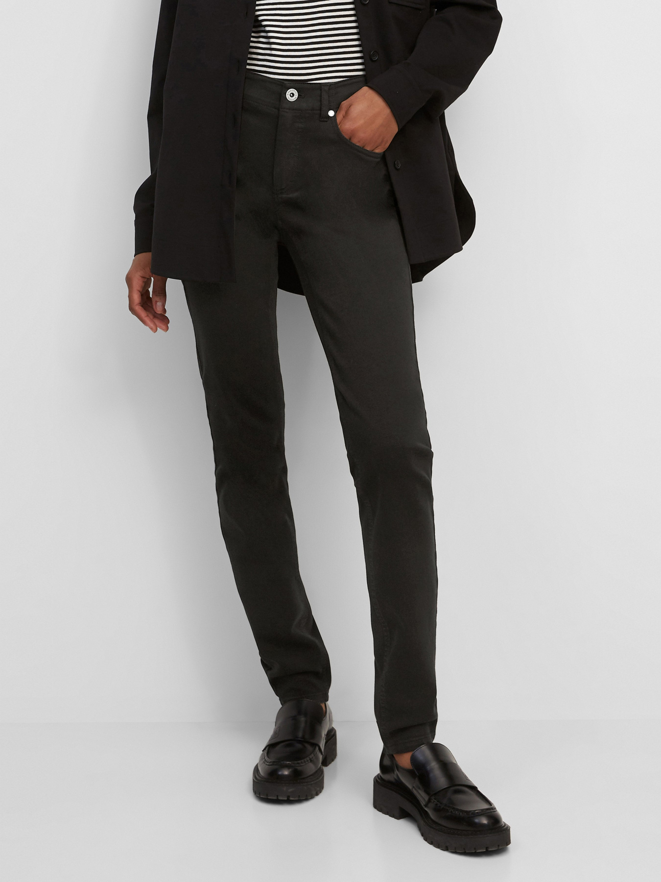 Брюки повседневные Marc O’Polo модель 107039811011-990_32 Фото